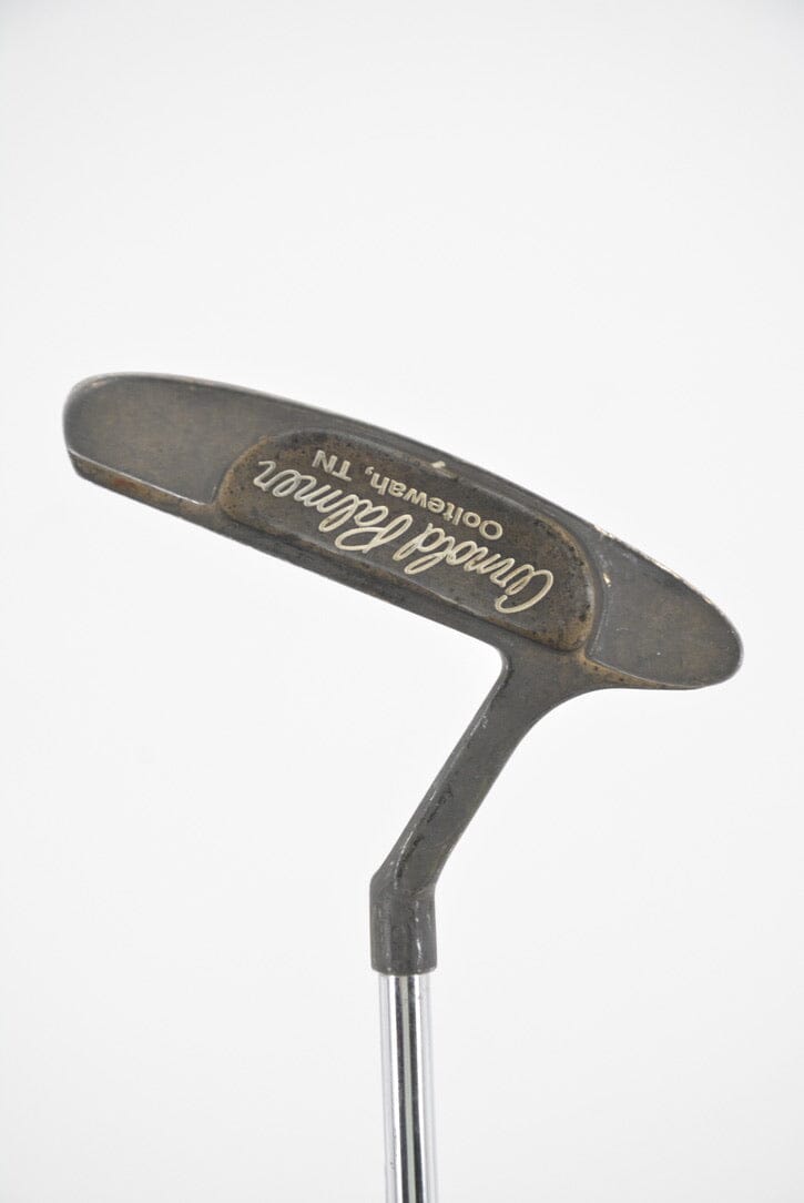 Arnold deals Palmer putter