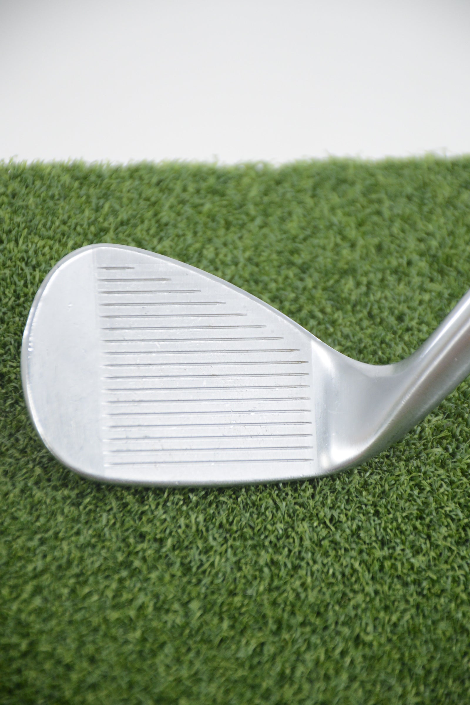 Titleist Vokey SM10 Tour Chrome 56 Degree Wedge Wedge Flex 35.75"