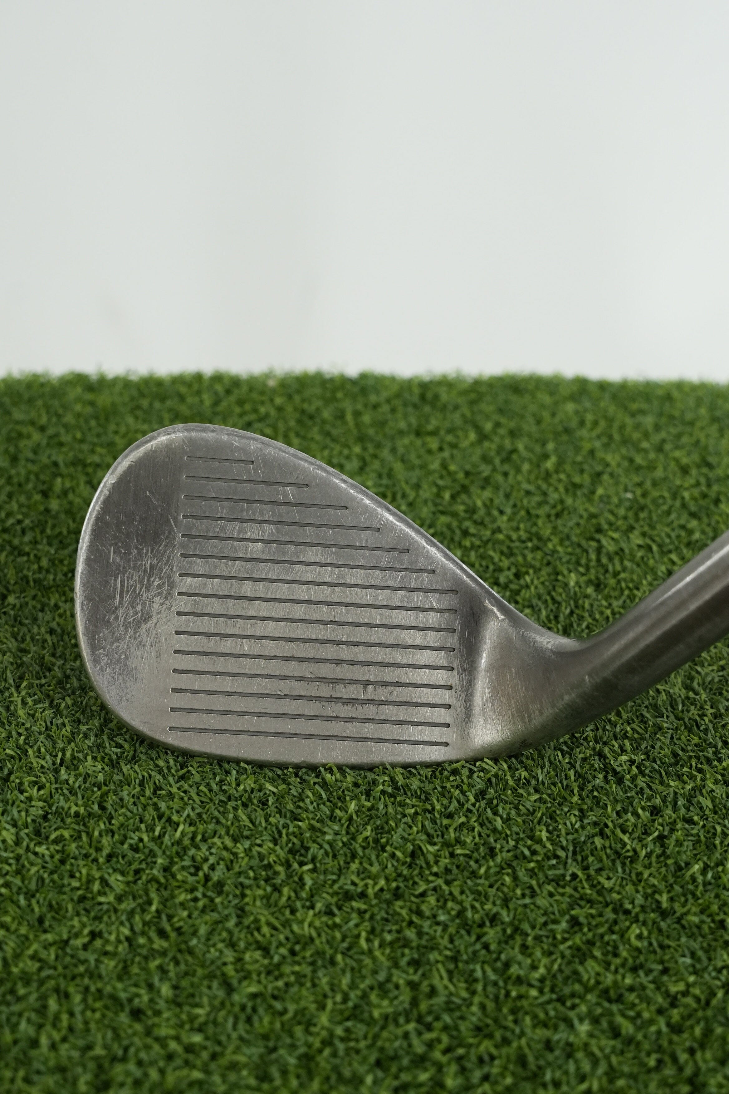 Cleveland CG10 Black Pearl 52 Degree Wedge Wedge Flex 35.5" Golf Clubs GolfRoots