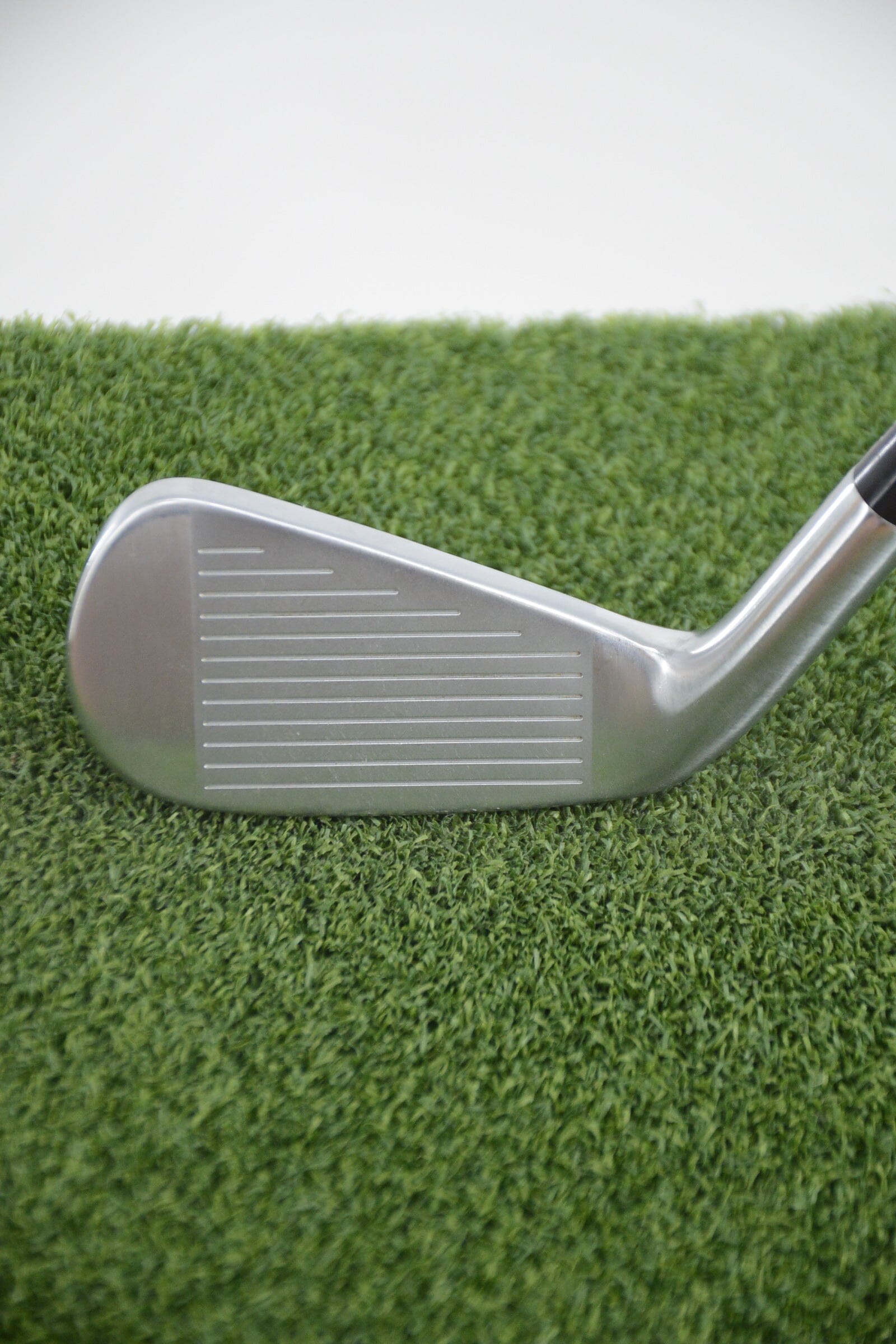TaylorMade Stealth UDI 18 Degree 2 Driving Iron X Flex 39.5" Golf Clubs GolfRoots