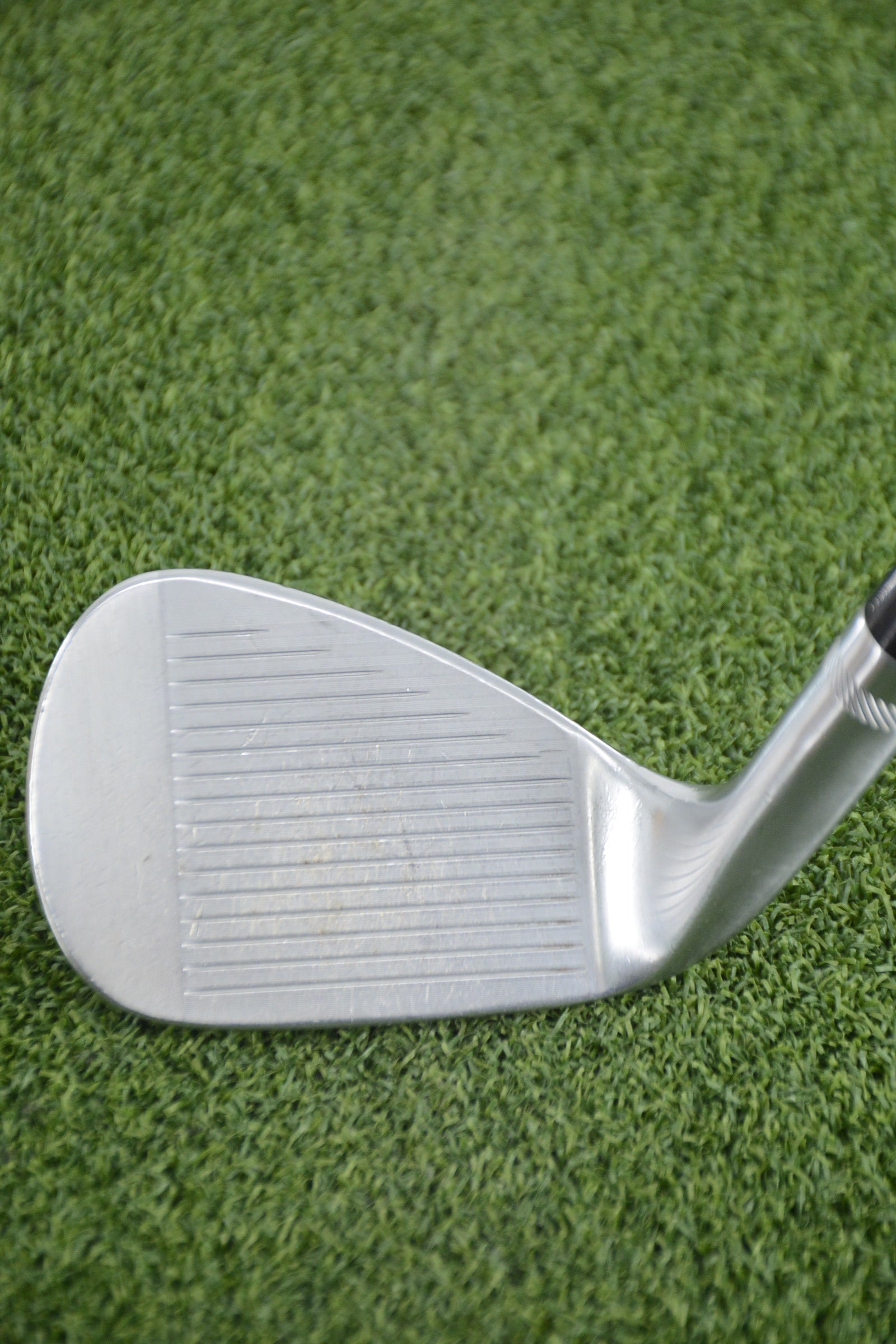 Titleist Vokey SM8 Tour Chrome 50 Degree Wedge R Flex 36"