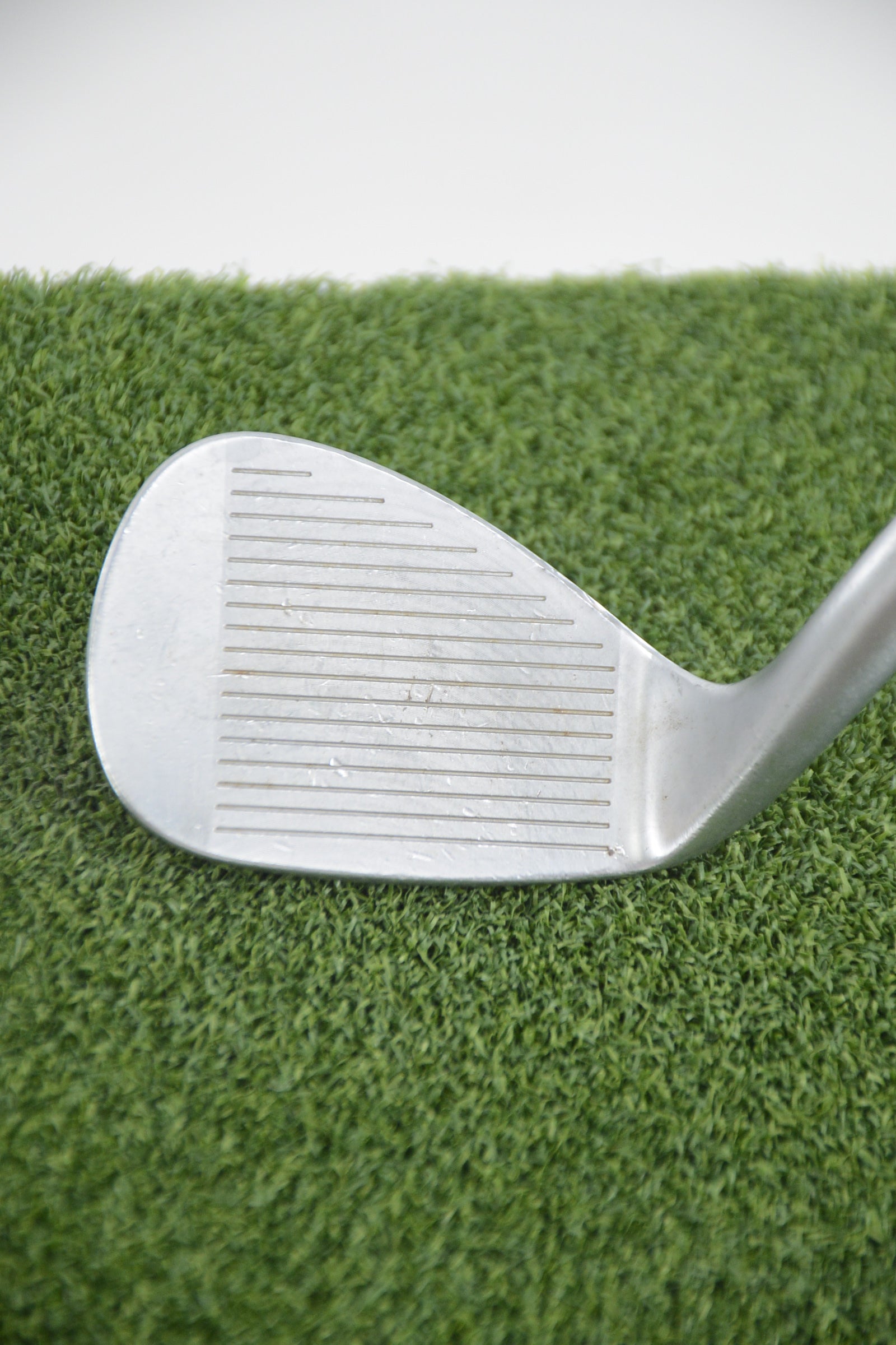 Cobra Tour Trusty 52 Degree Wedge S Flex 35.5"