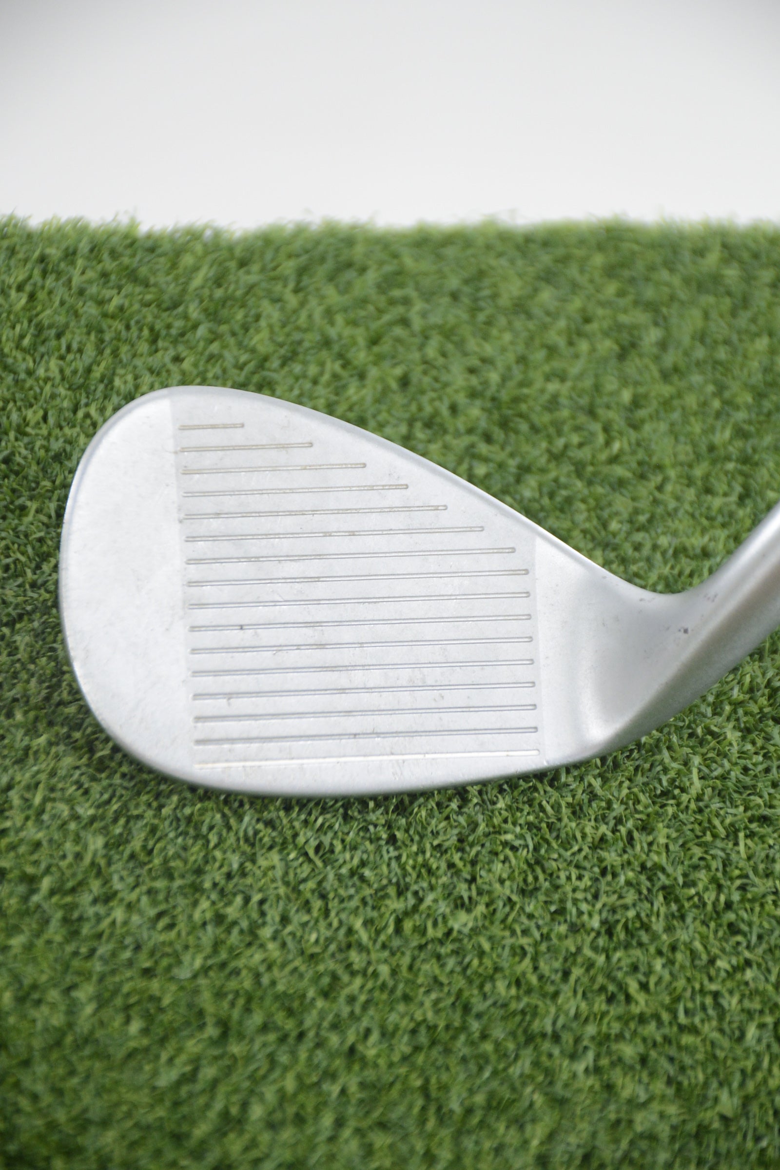 Women's Cleveland 588 Tour Action 56 Degree Wedge W Flex 34"