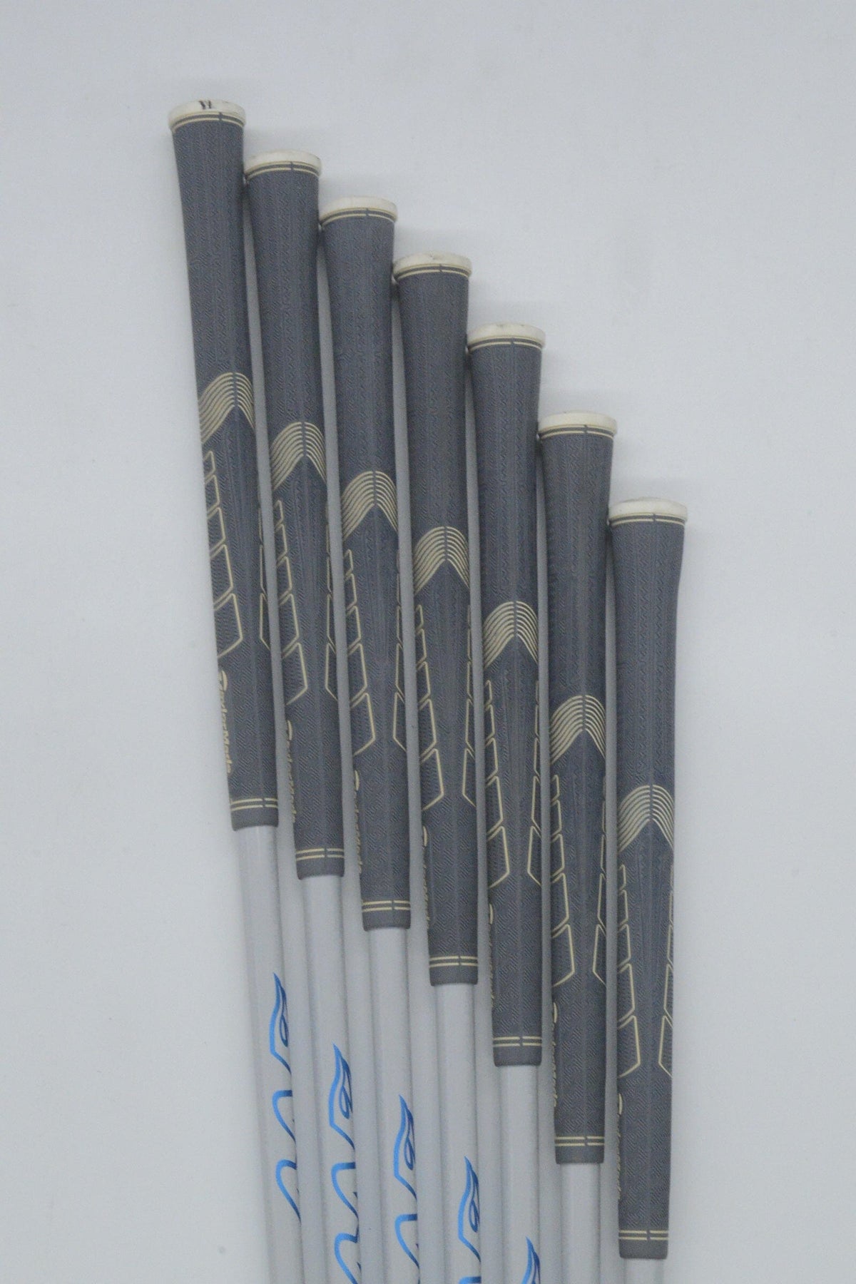 Women's TaylorMade SIM2 Max 5-AW Iron Set W Flex -0.25" Golf Clubs GolfRoots