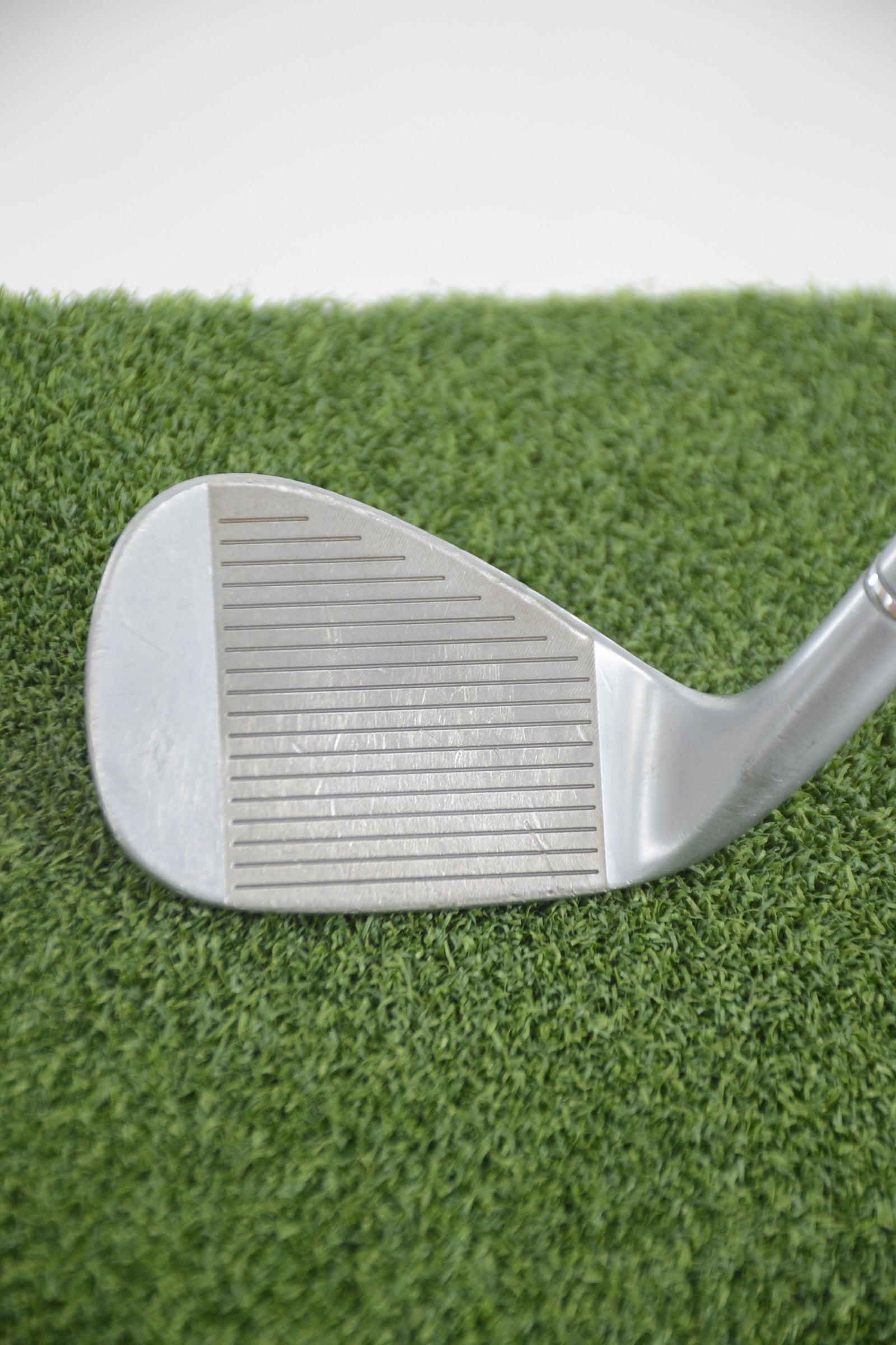 TaylorMade Milled Grind 4 Satin Chrome 50 Degree Wedge R Flex 35.25"