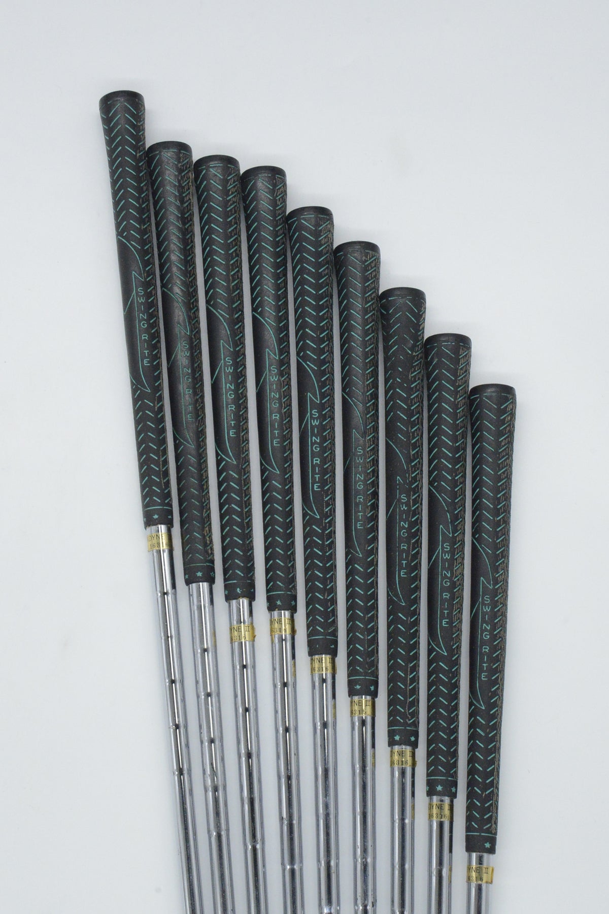 Walter Hagen Ultradyne II 2-PW Iron Set R Flex -0.25"
