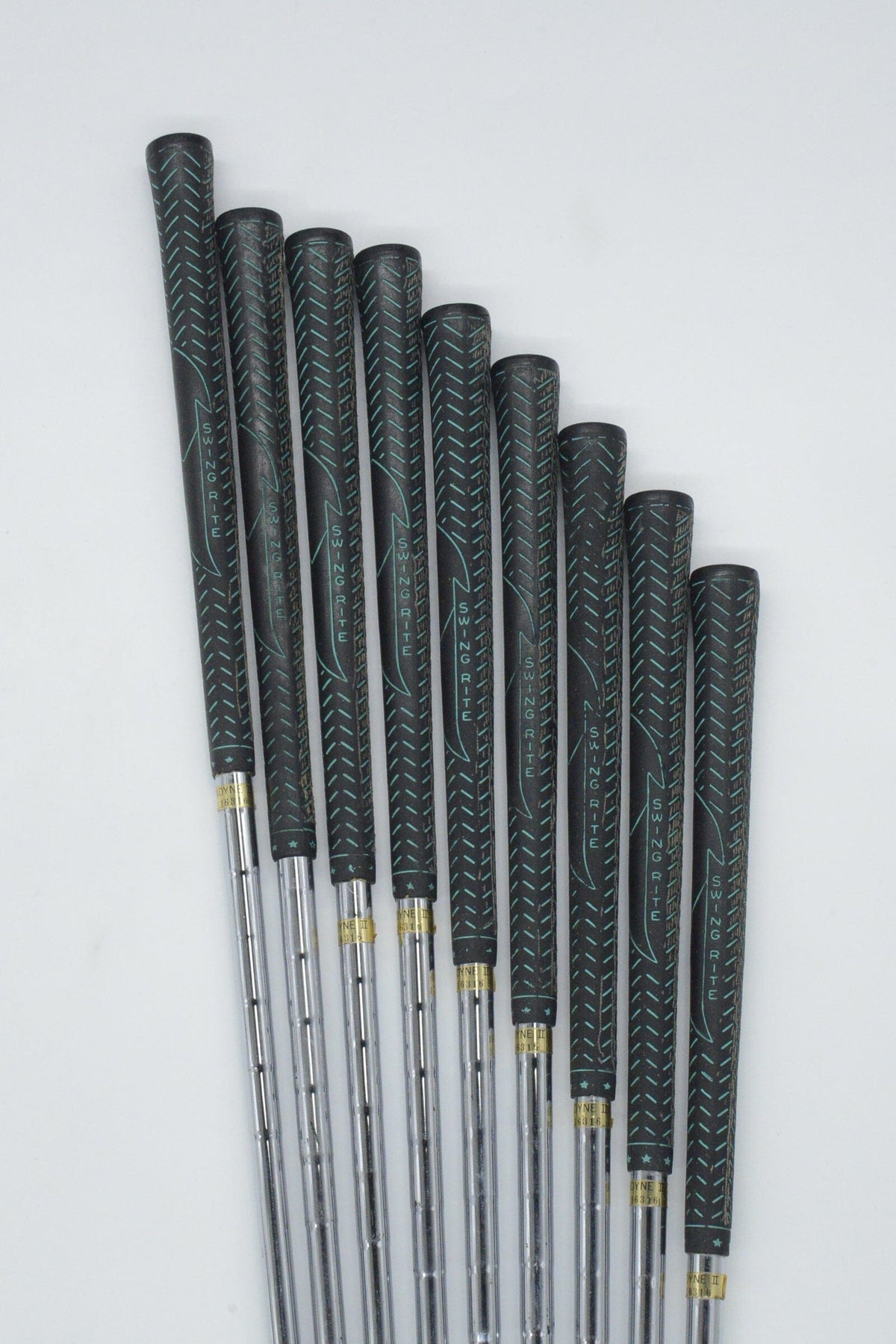Walter Hagen Ultradyne II 2-PW Iron Set R Flex -0.25" Golf Clubs GolfRoots