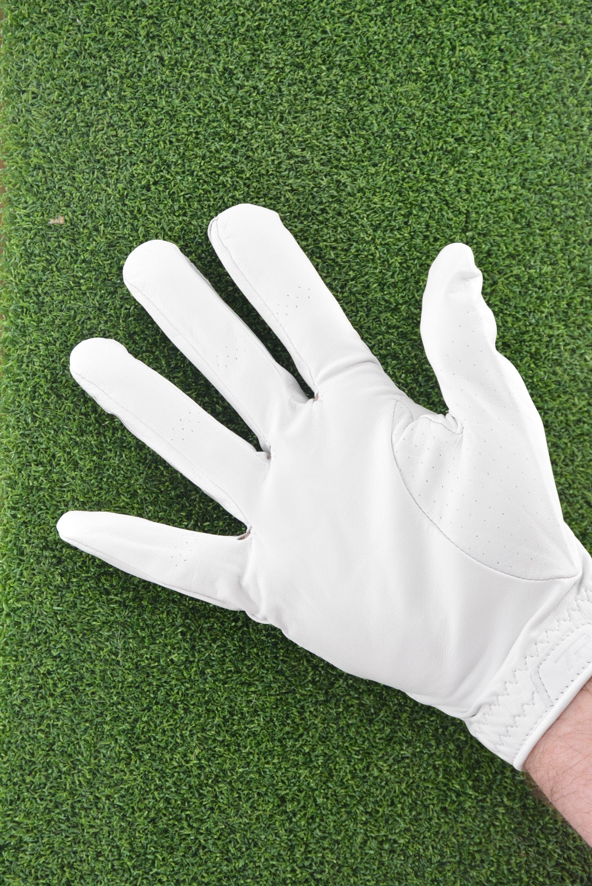 NEW RH TaylorMade '18 Tour Preferred Glove - White *FOR LEFT-HANDED GOLFERS* GolfRoots