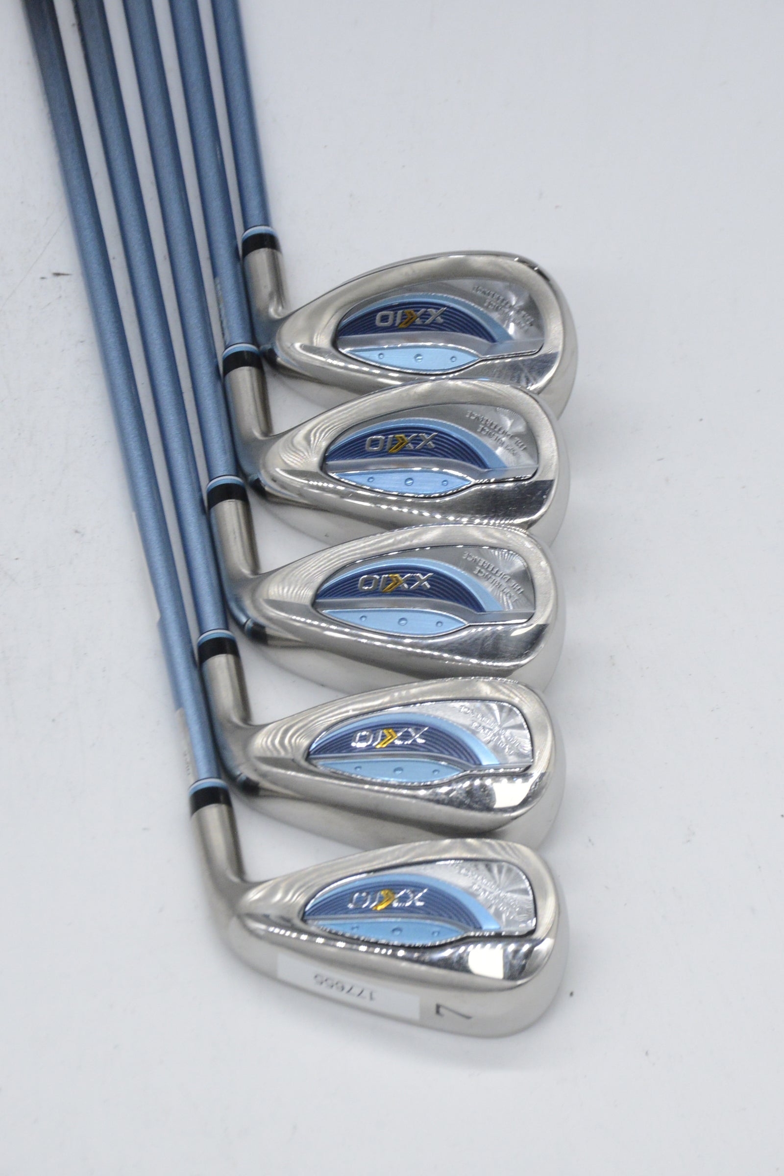 Women's XXIO 13 7-8, PW-SW Iron Set W Flex Std Length