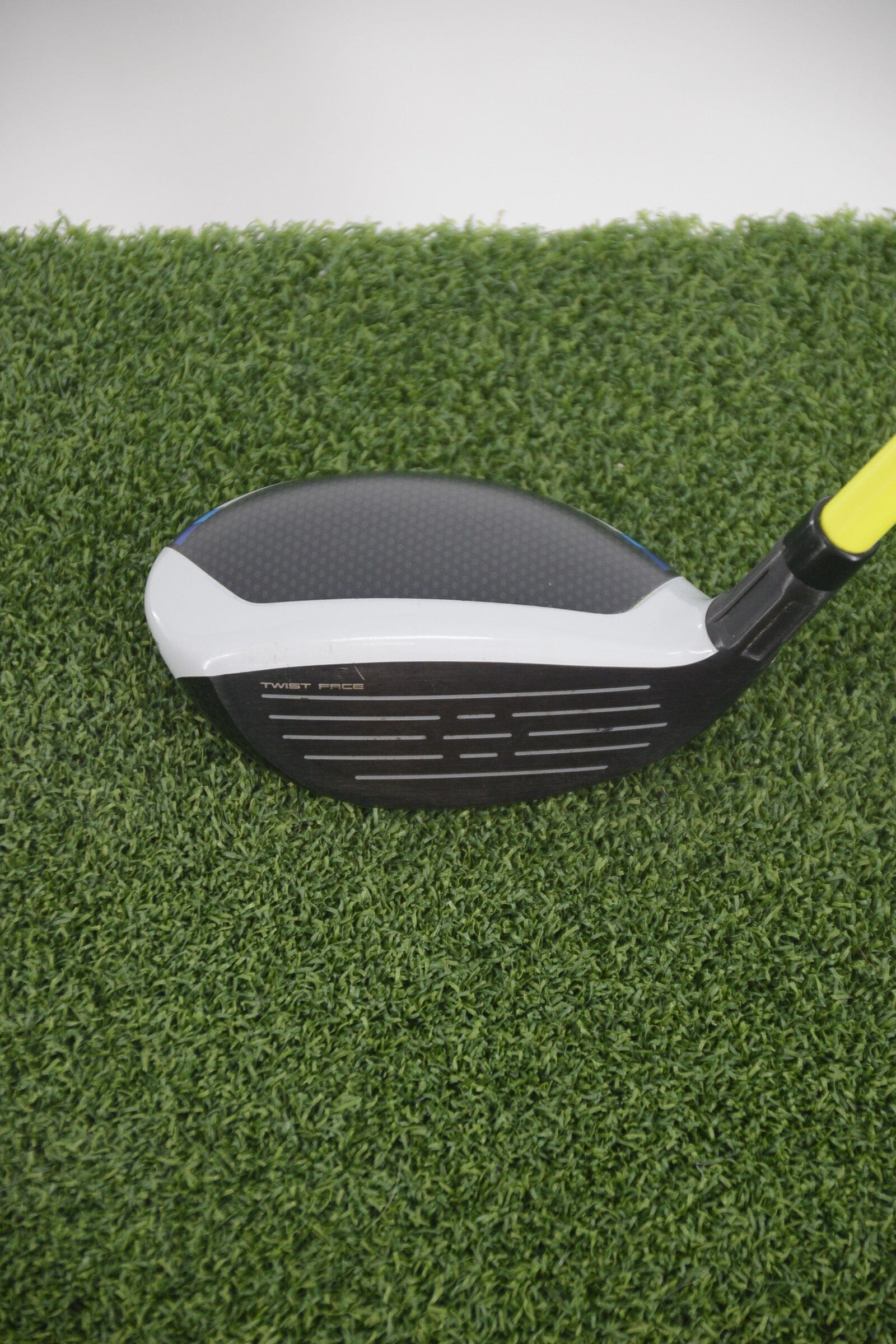 TaylorMade SIM2 Max Rescue 3 Hybrid X Flex 39.5" Golf Clubs GolfRoots