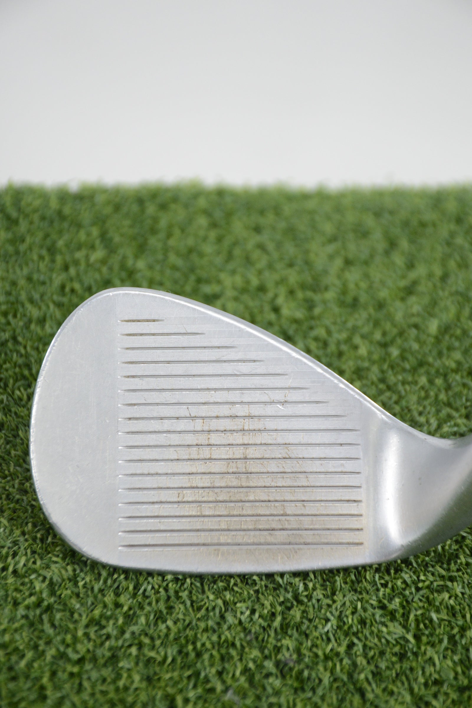 Titleist Vokey SM8 Tour Chrome 54 Degree Wedge Wedge Flex 35.25"