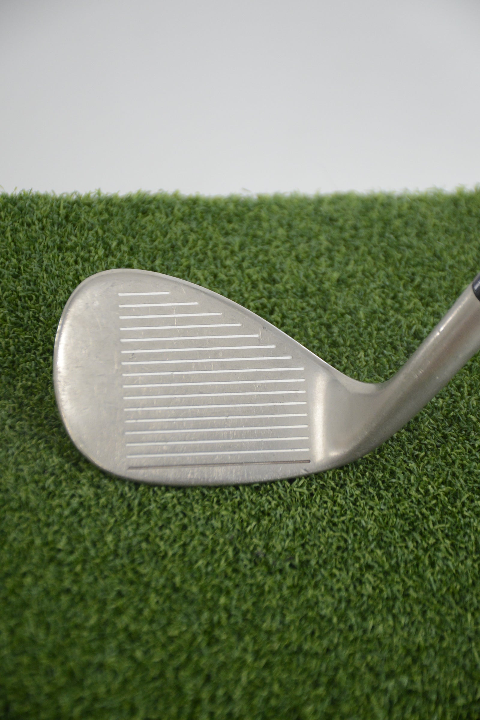 Women's Cleveland 588 Tour Action 60 Degree Wedge W Flex 33.75"