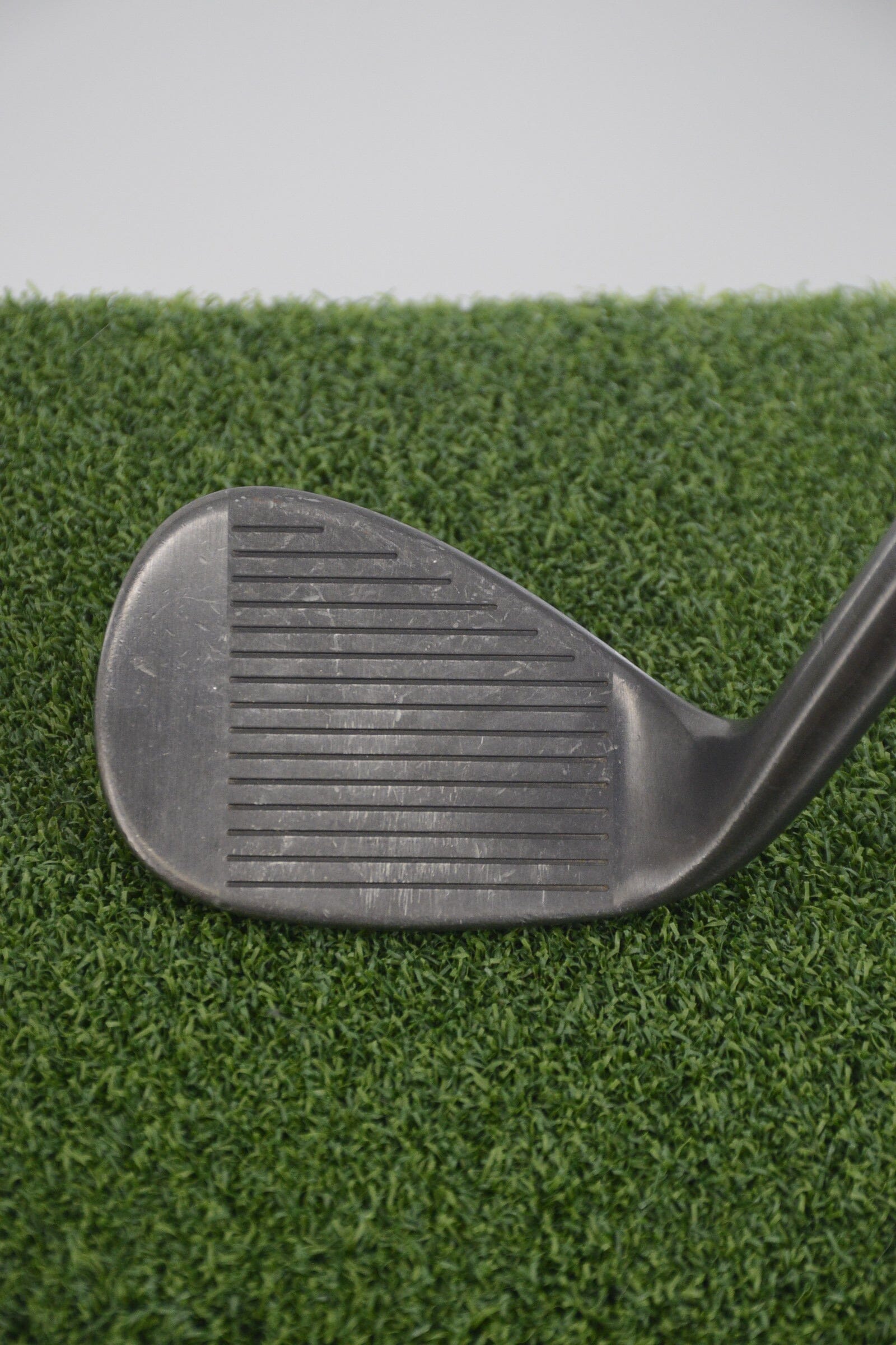 Cleveland CG10 Black Pearl 52 Degree Wedge Wedge Flex 35.5" Golf Clubs GolfRoots