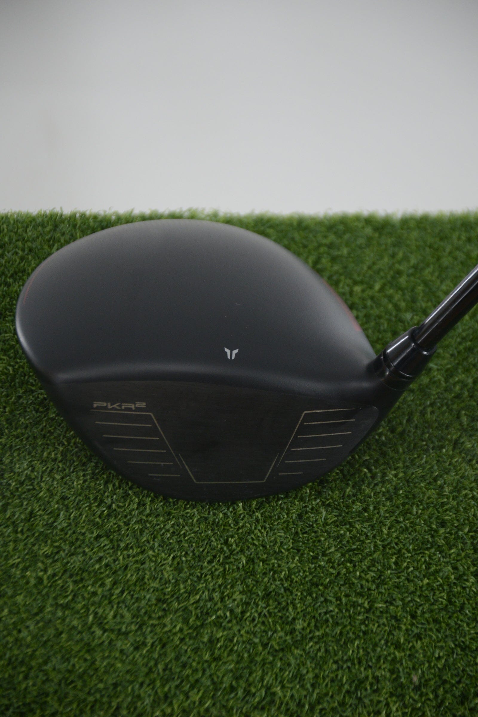 Wilson DynaPower Titanium 10.5 Degree Driver S Flex 44.25"