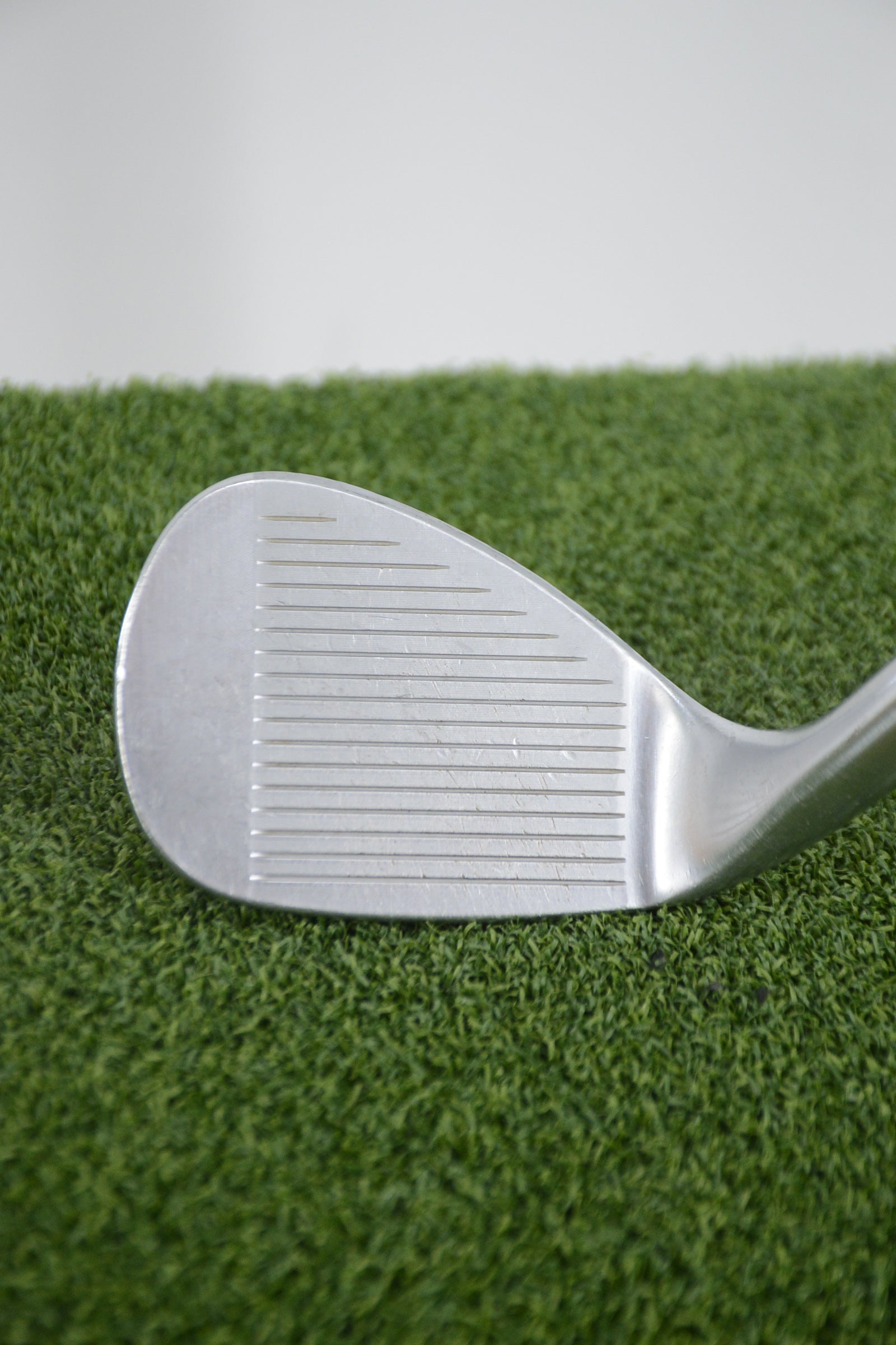 Titleist Vokey SM6 Tour Chrome 58 Degree Wedge R Flex 34.75"