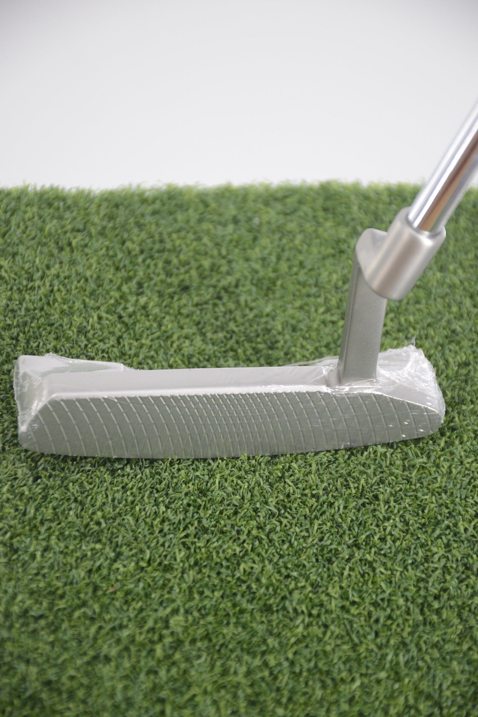 NEW Cleveland Huntington Beach Soft Milled 4 All-In Putter 35" Golf Clubs GolfRoots