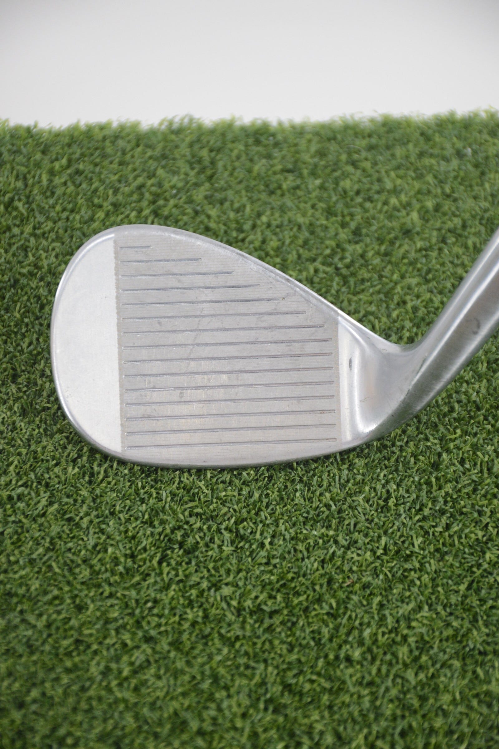 Cleveland CG15 Chrome 52 Degree Wedge Wedge Flex 35.5" Golf Clubs GolfRoots