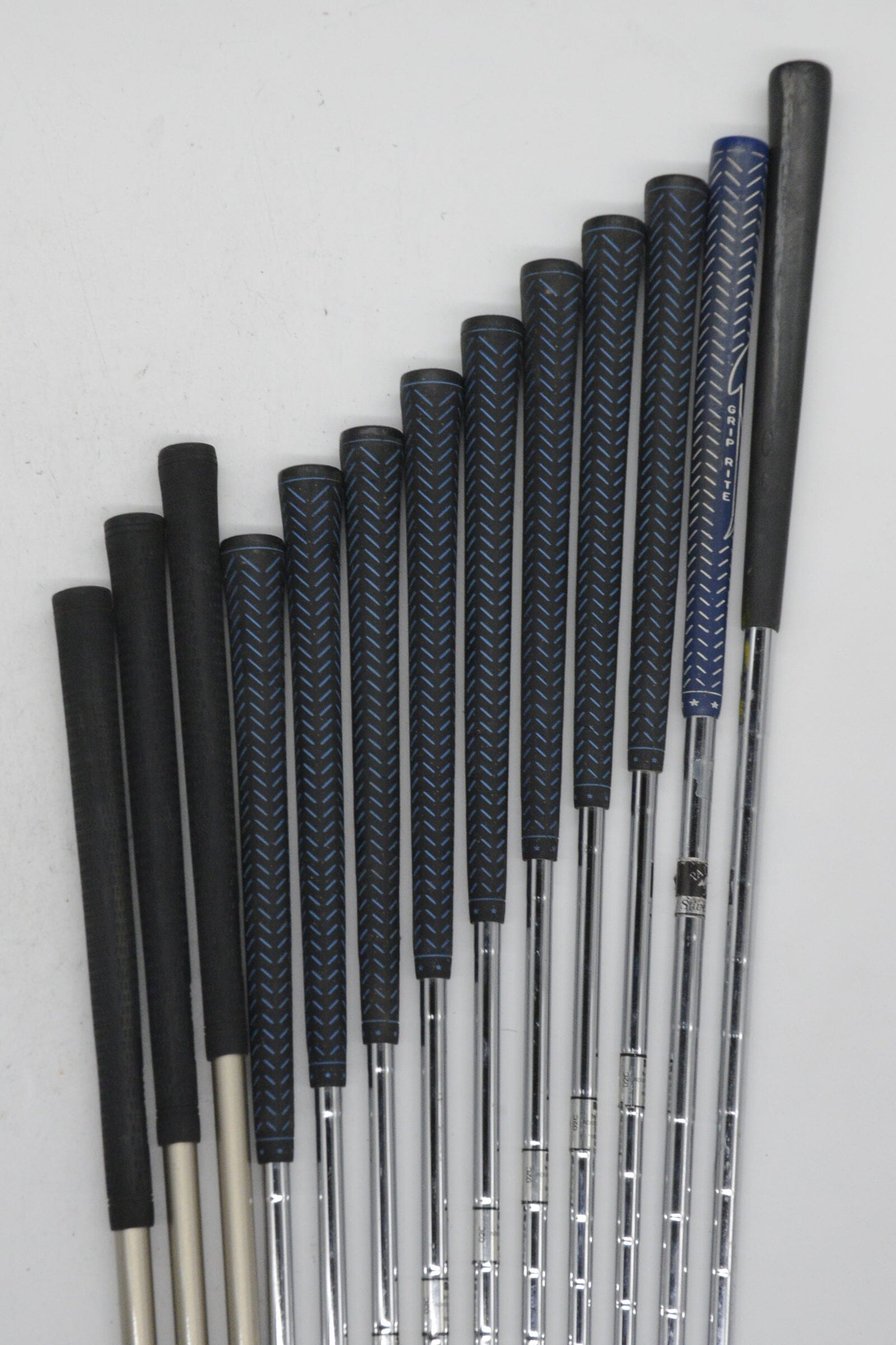 Women's Wilson Matrix Limited Edition Mixed Full Set W Flex -0.25" Golf Clubs GolfRoots