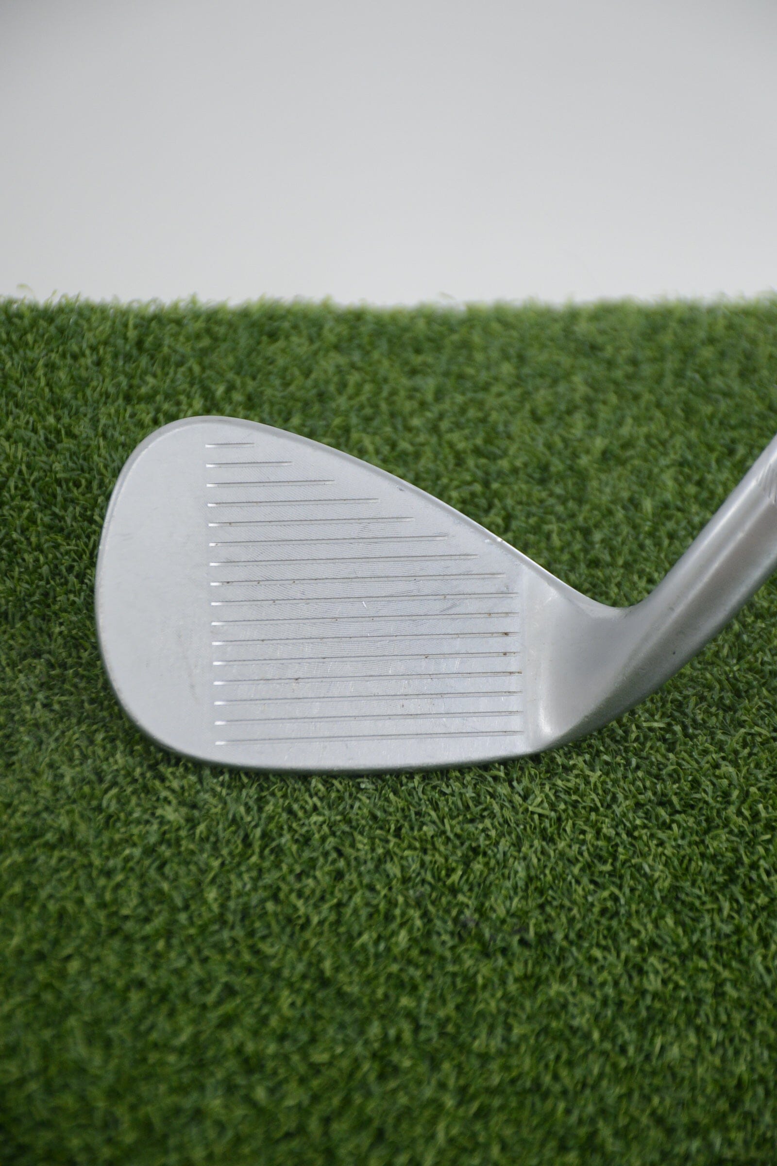Titleist Vokey Spin Milled 52 Degree Wedge Wedge Flex 35.25" Golf Clubs GolfRoots