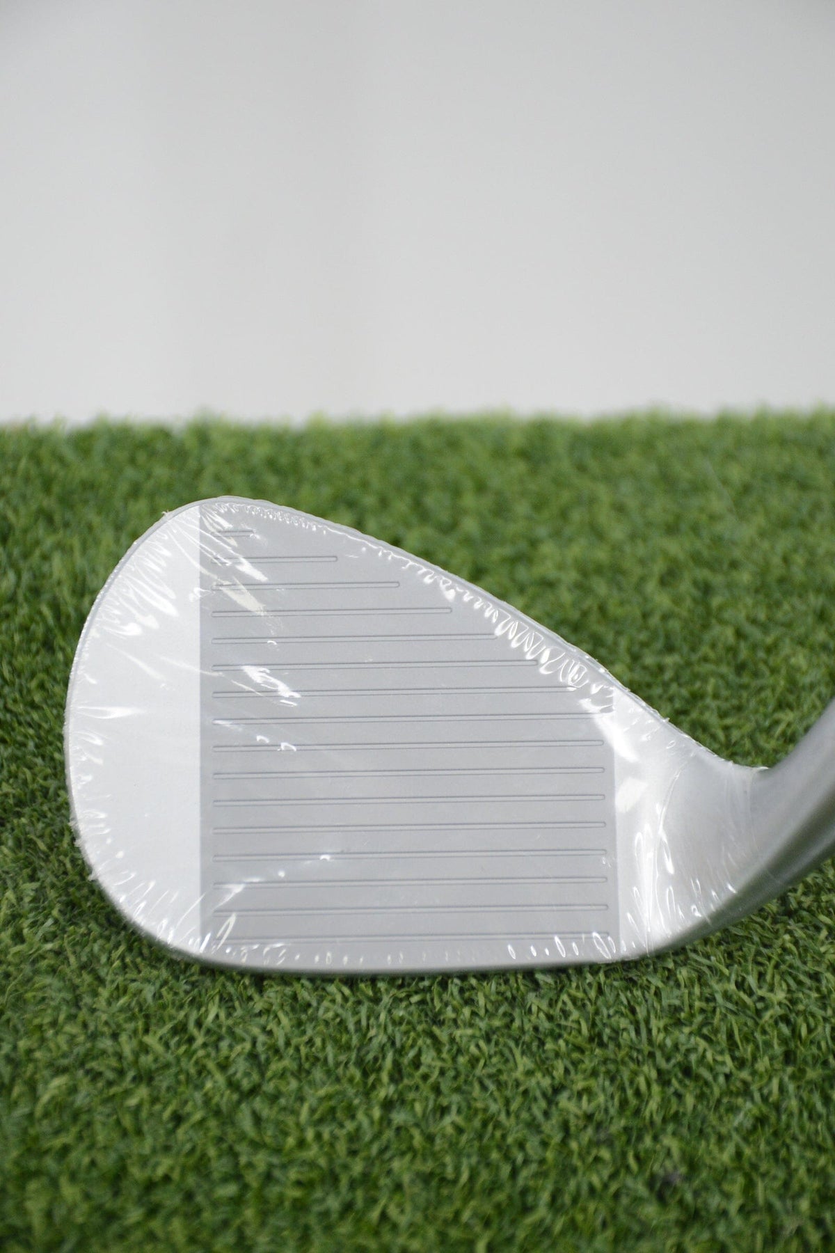 NEW Mizuno Pro T-1 Soft White Satin 54 Degree Wedge S Flex 34.75" Golf Wedges Mizuno