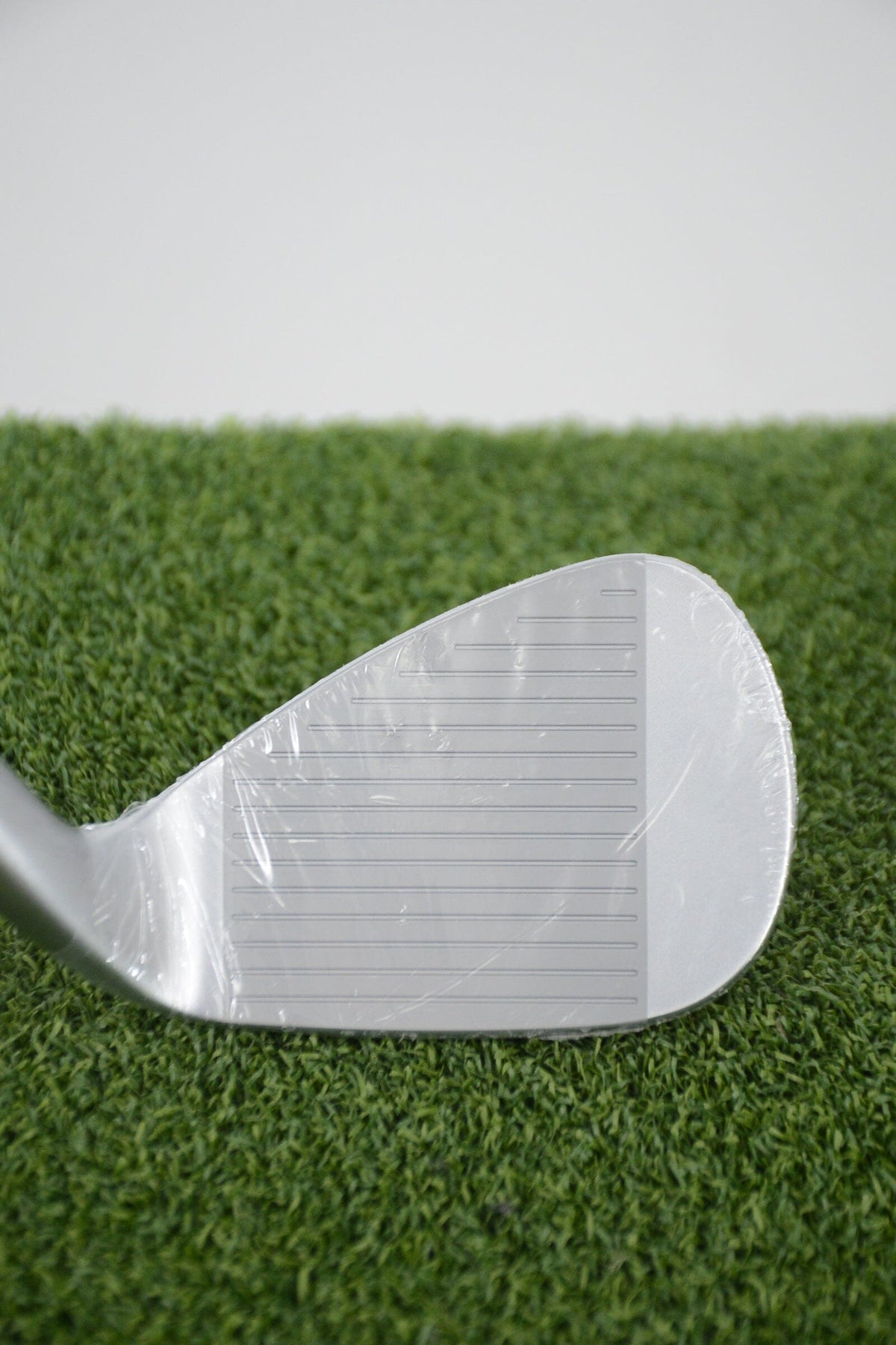 NEW Lefty Mizuno Pro T-1 Soft White Satin 52 Degree Wedge S Flex 35" Golf Wedges Mizuno