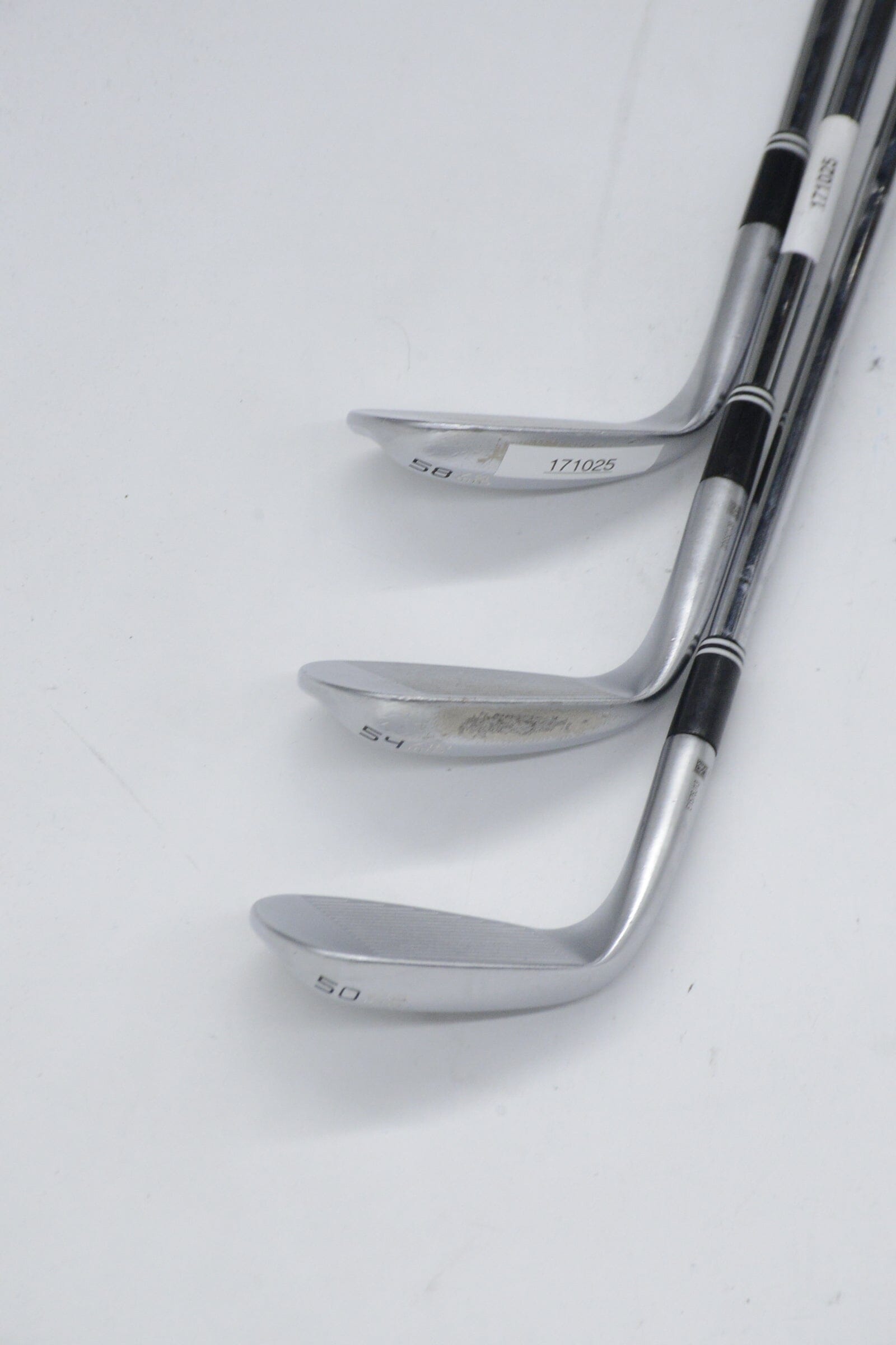 Cleveland RTX 4 Tour Satin 50, 54, 58 Degree Wedge Set S Flex Golf Clubs GolfRoots