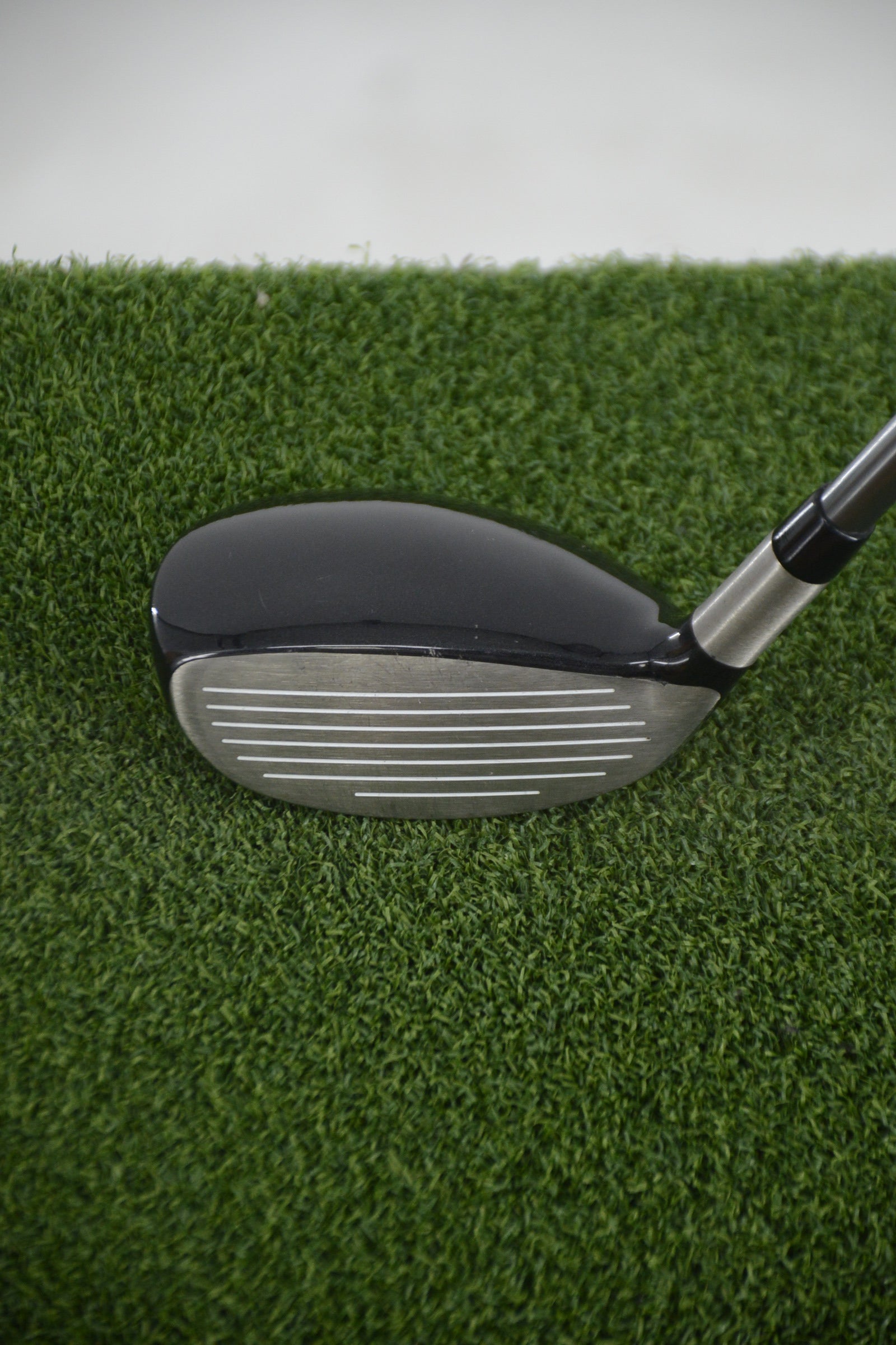 Titleist 909H 19 Degree Hybrid S Flex 40.25"