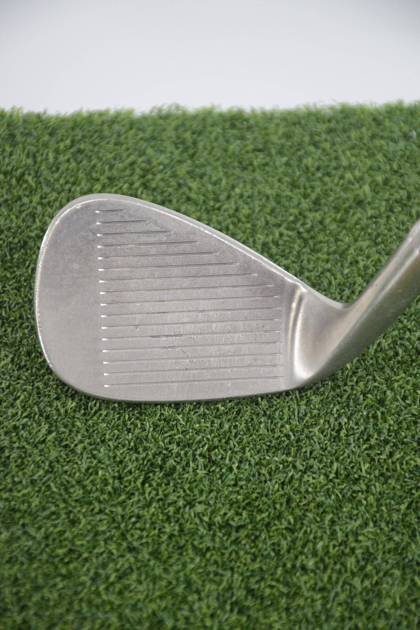 Titleist Vokey Spin Milled 52 Degree Wedge Wedge Flex 35.25" Golf Clubs GolfRoots