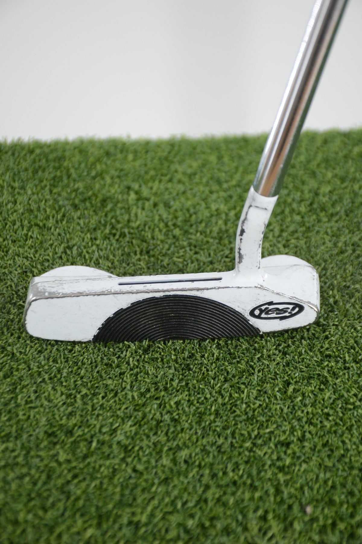 Yes! C-Groove Bella-12 Putter 35"