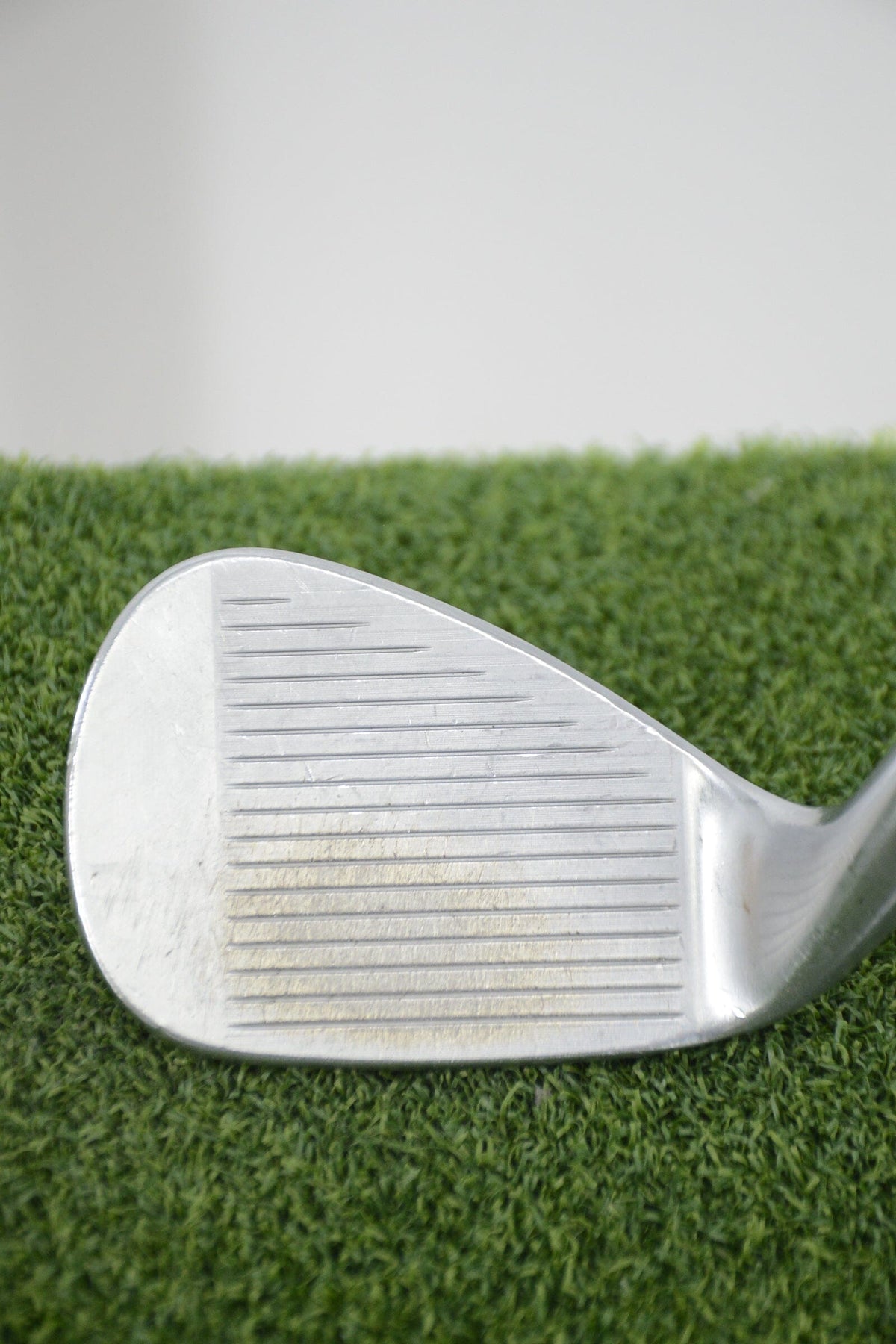 Titleist Vokey SM9 Tour Chrome 52 Degree Wedge Wedge Flex 35.75" Golf Wedges Titleist