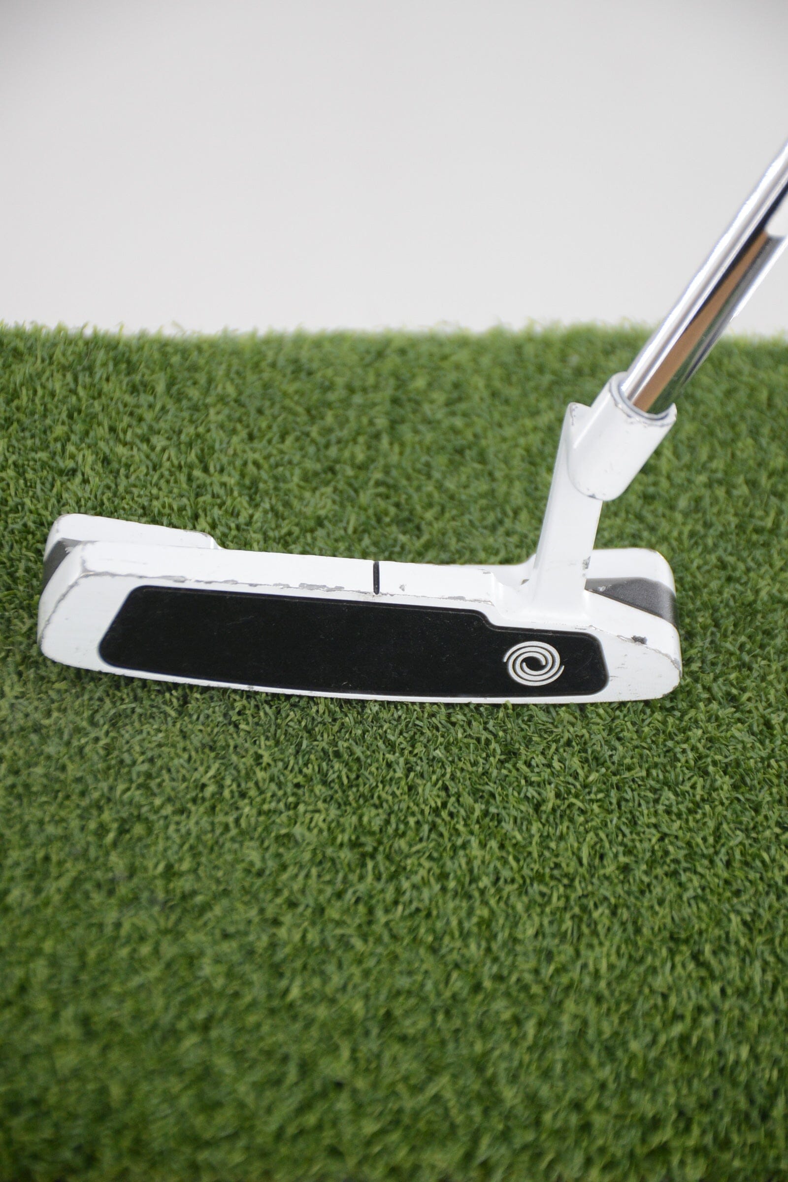 Odyssey Versa 2 White Putter 35.25" Golf Clubs GolfRoots