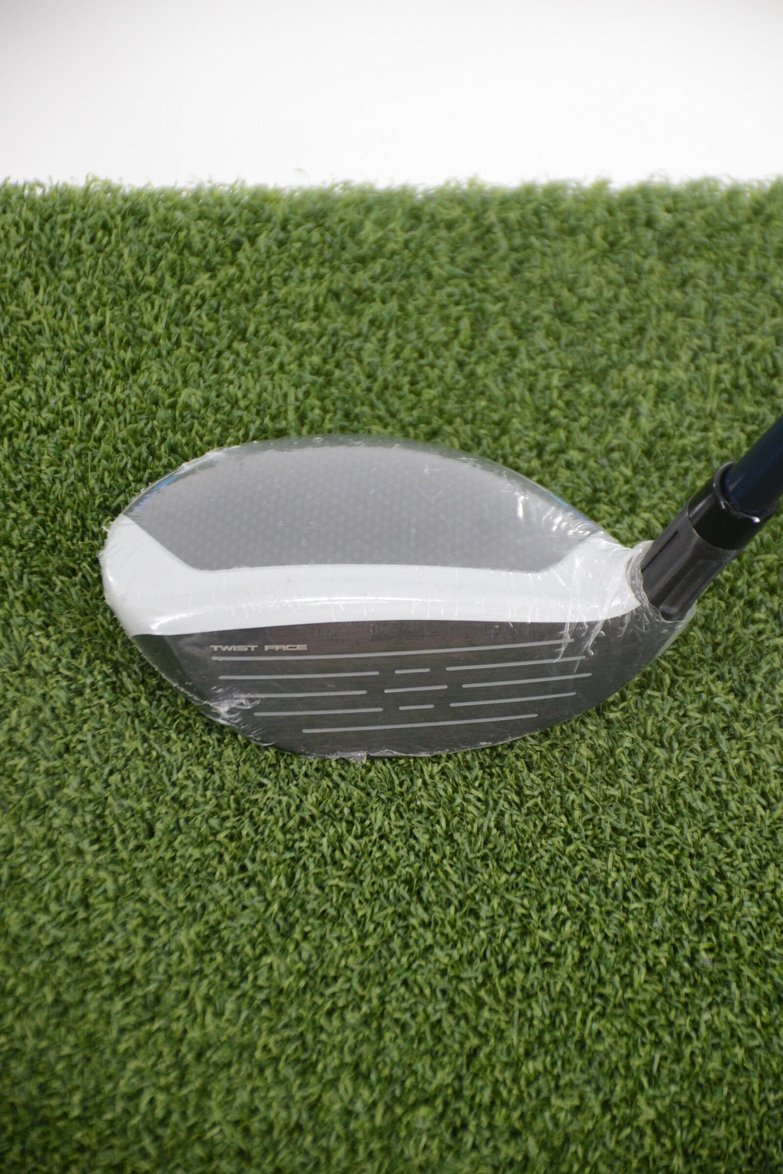NEW TaylorMade SIM2 Max Rescue 4 Hybrid R Flex 40" Golf Clubs GolfRoots