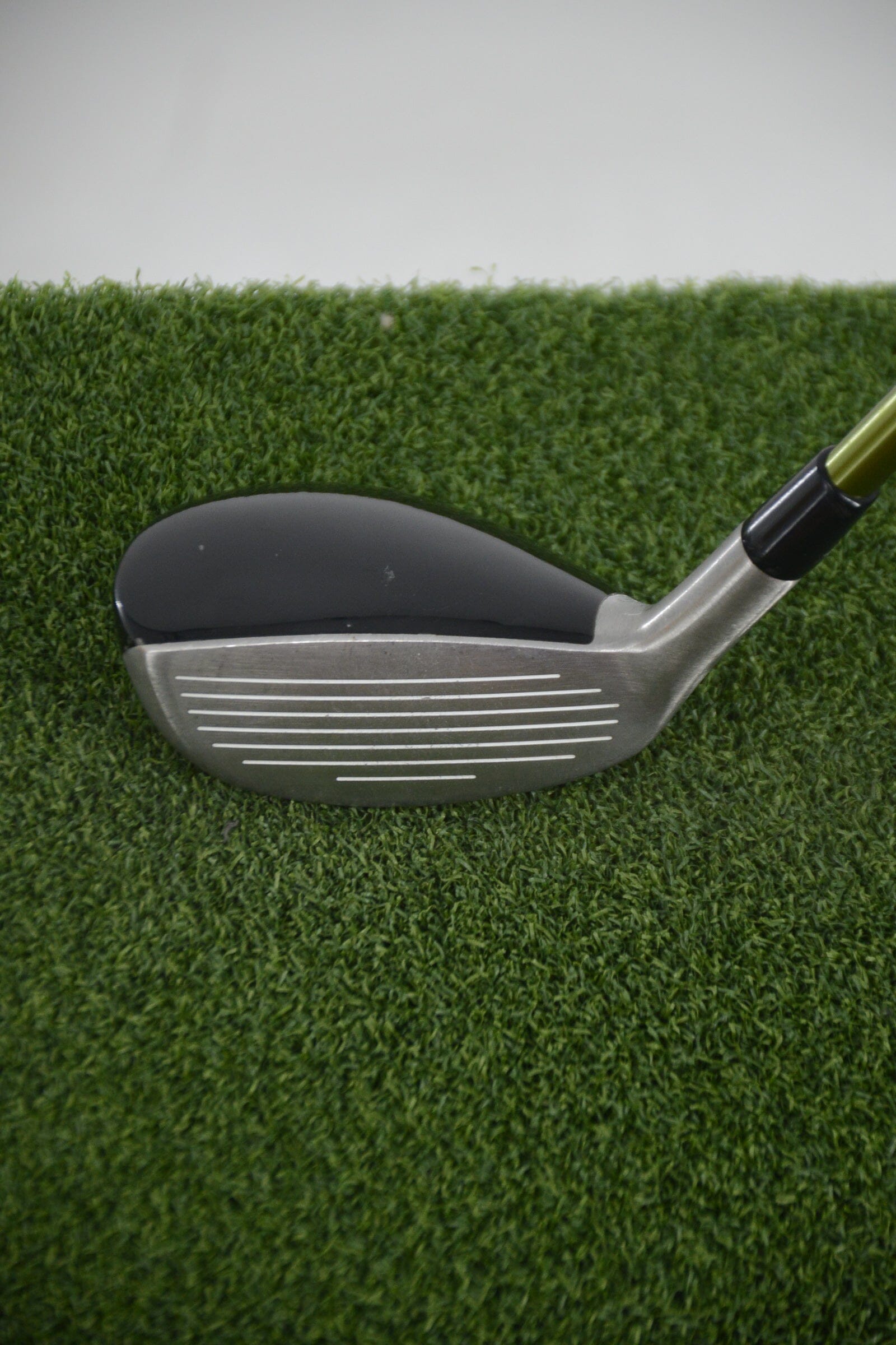 Titleist 585.H 19 Degree Hybrid S Flex 40.5" Golf Clubs GolfRoots