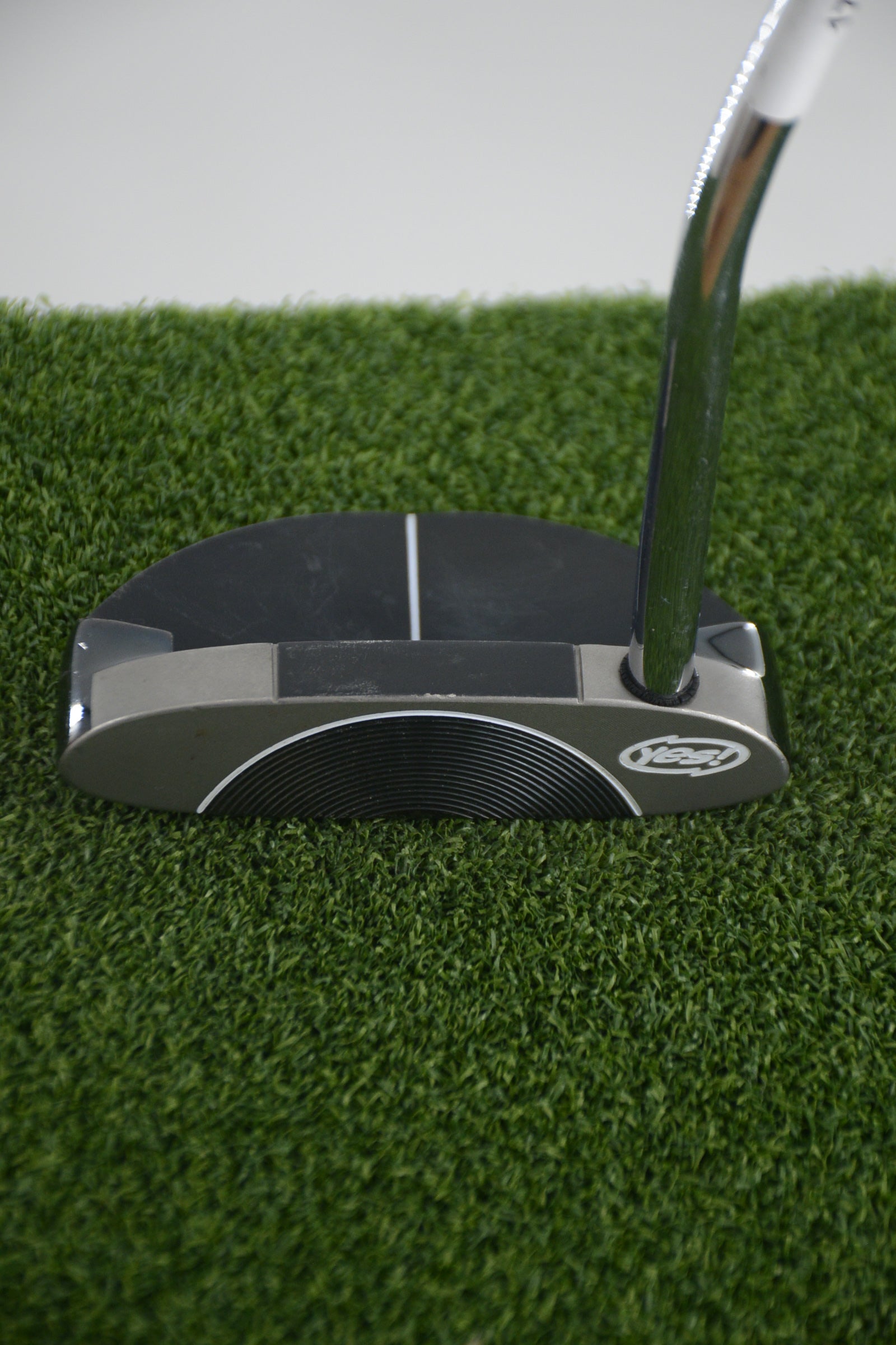 Yes! Victoria II Putter 35.25"