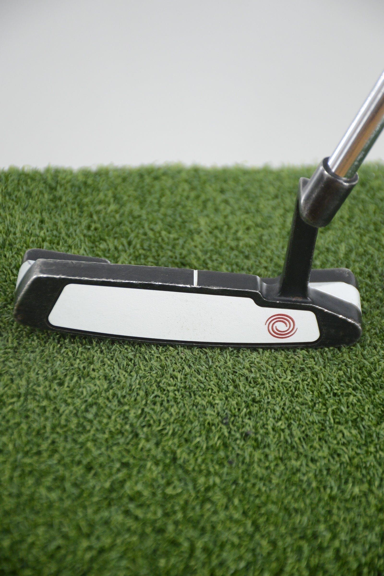 Odyssey Versa 2 White Putter 35.25" Golf Clubs GolfRoots