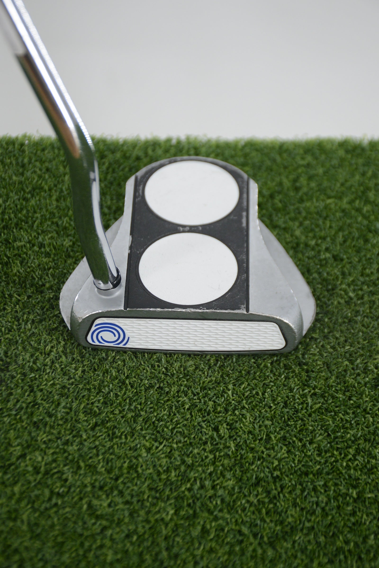 Lefty Odyssey White Hot RX 2-Ball V-Line Putter 35.25"