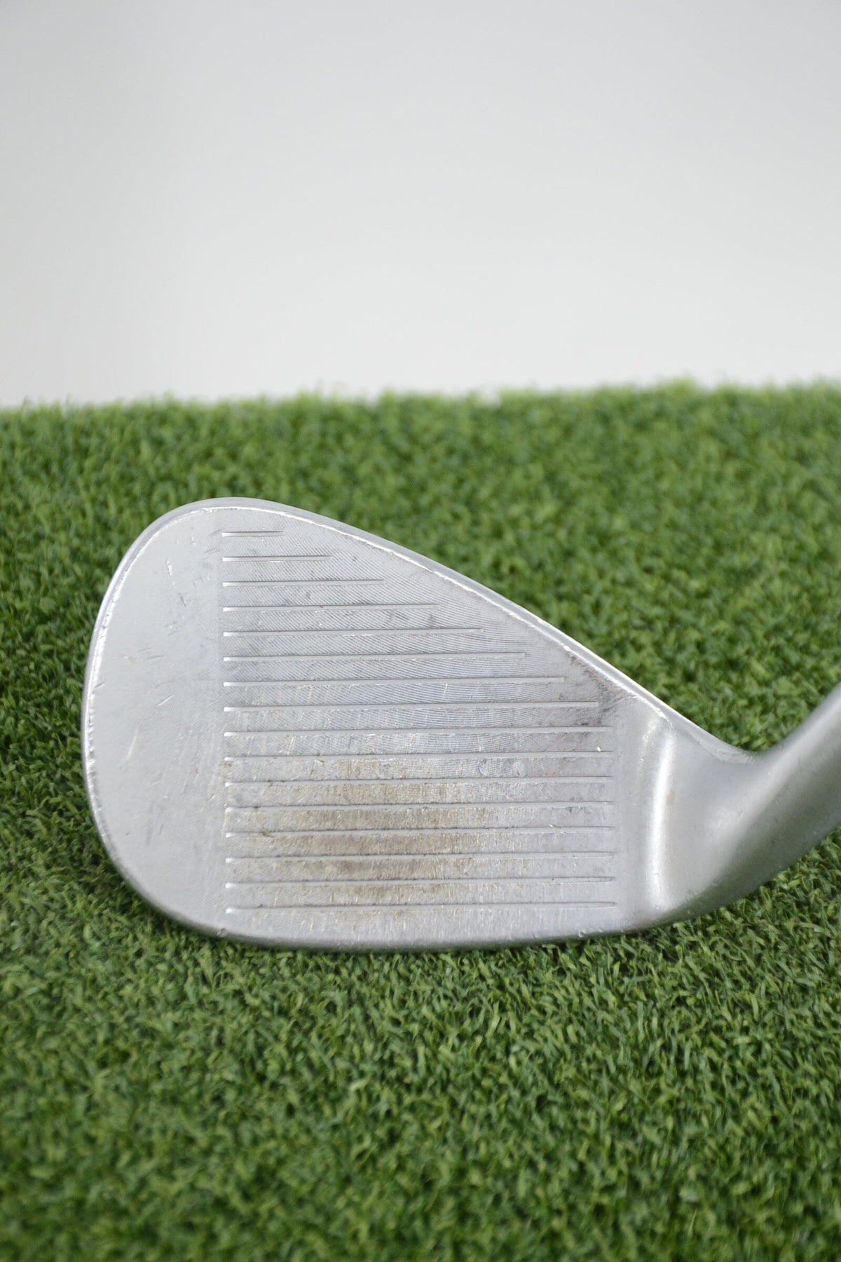 Titleist Vokey Spin Milled 52 Degree Wedge Wedge Flex 35.25" Golf Clubs GolfRoots