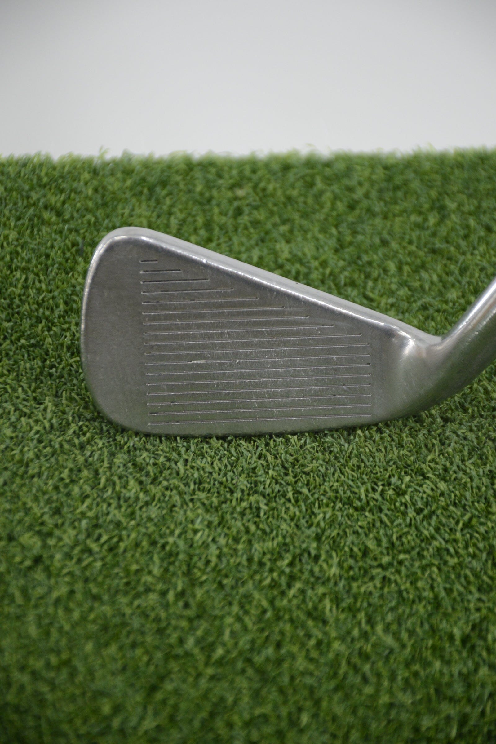 Titleist DCI Black 4 Iron R Flex 38" Golf Clubs GolfRoots