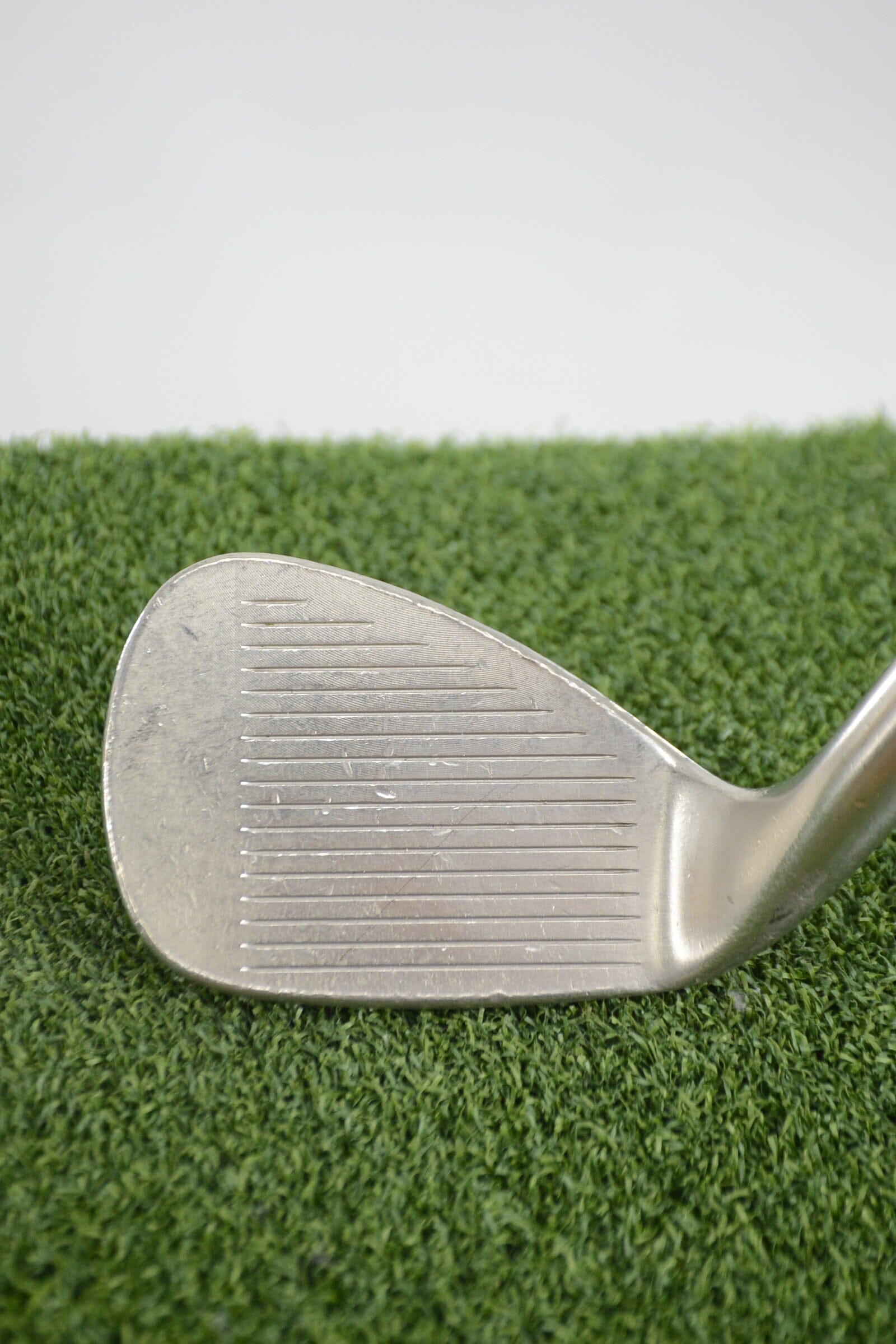 Titleist Vokey SM5 Gold Nickel 52 Degree Wedge Wedge Flex 35.25"