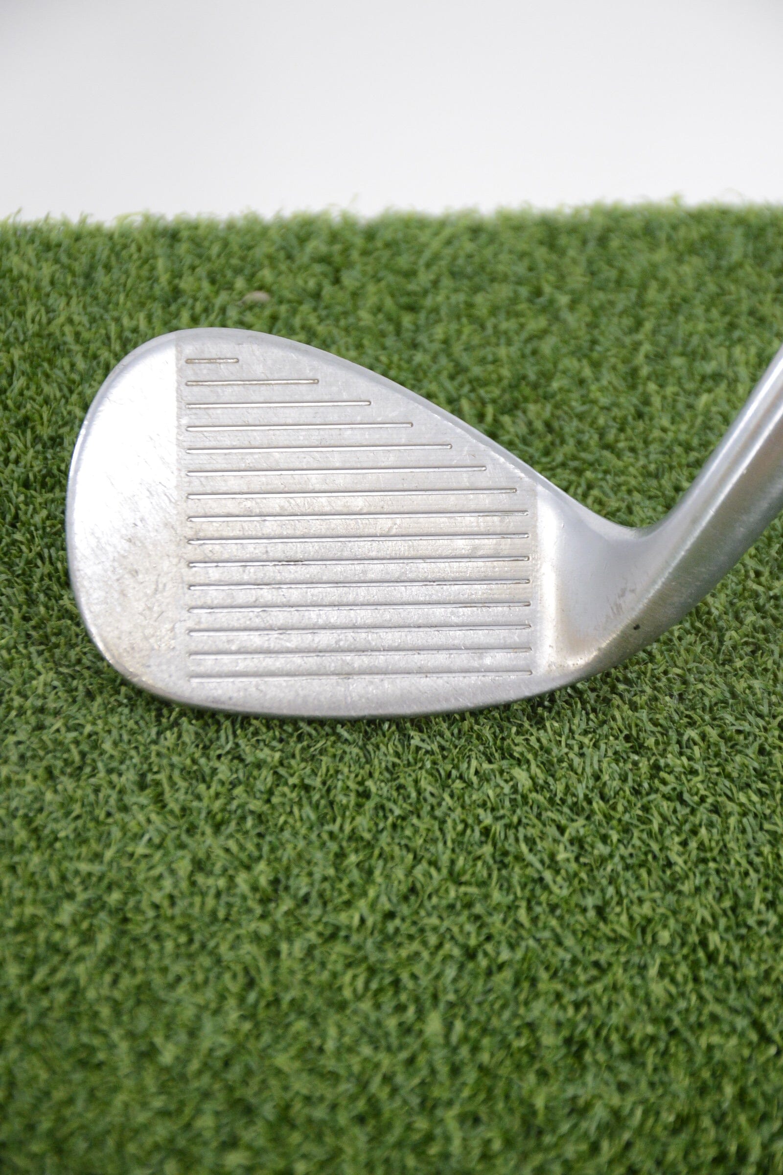 Cleveland CG15 Chrome 56 Degree Wedge Wedge Flex 35.5" Golf Clubs GolfRoots