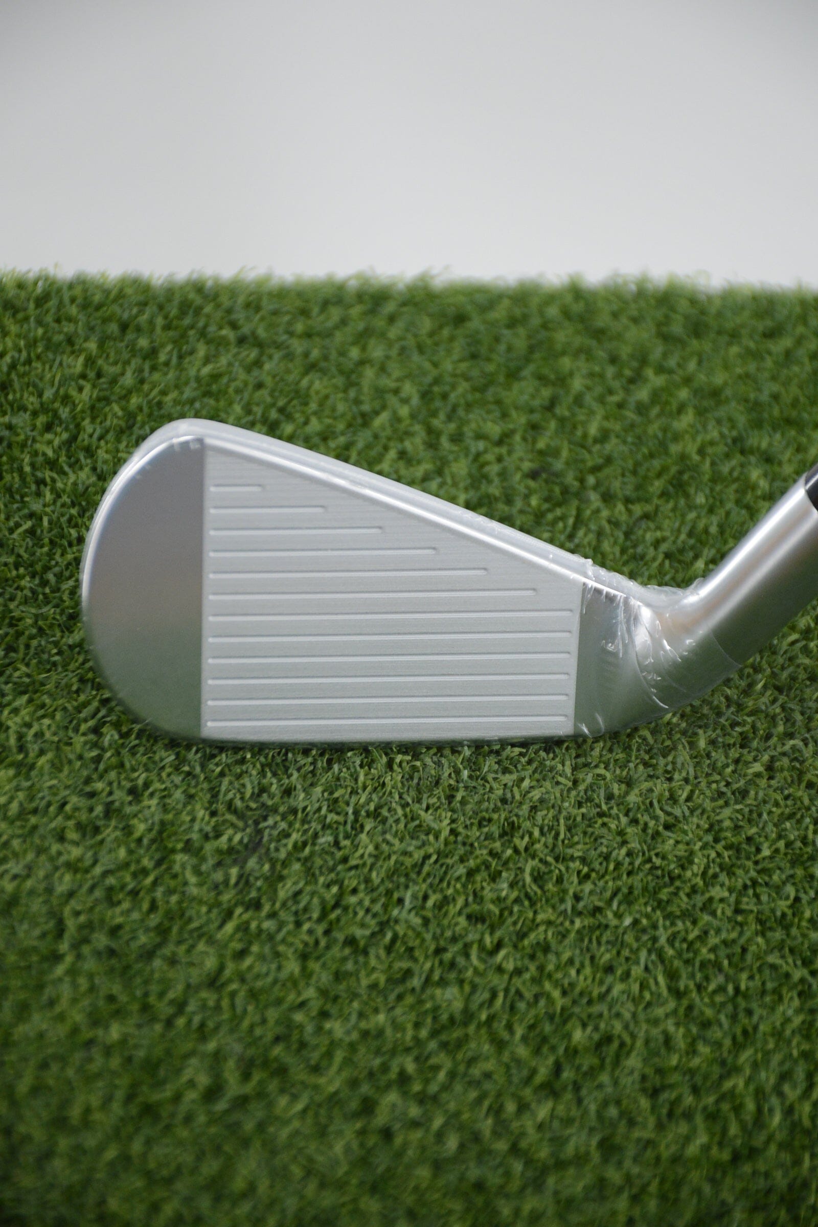 NEW Srixon ZXi Utility 18 Degree 2 Driving Iron X Flex 39.75" Golf Clubs GolfRoots