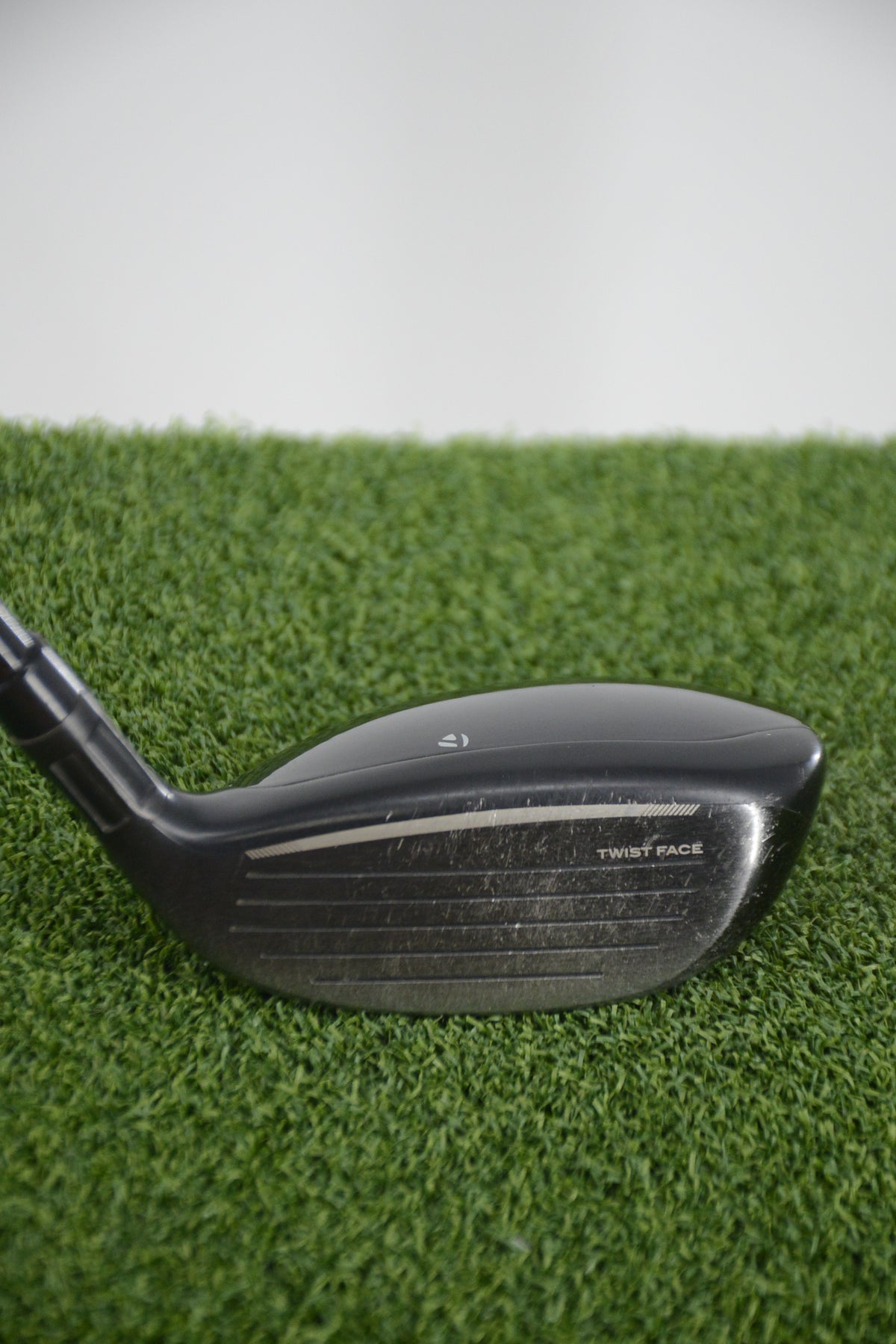 Lefty TaylorMade Stealth 2 Rescue 3 Hybrid S Flex 40.75"