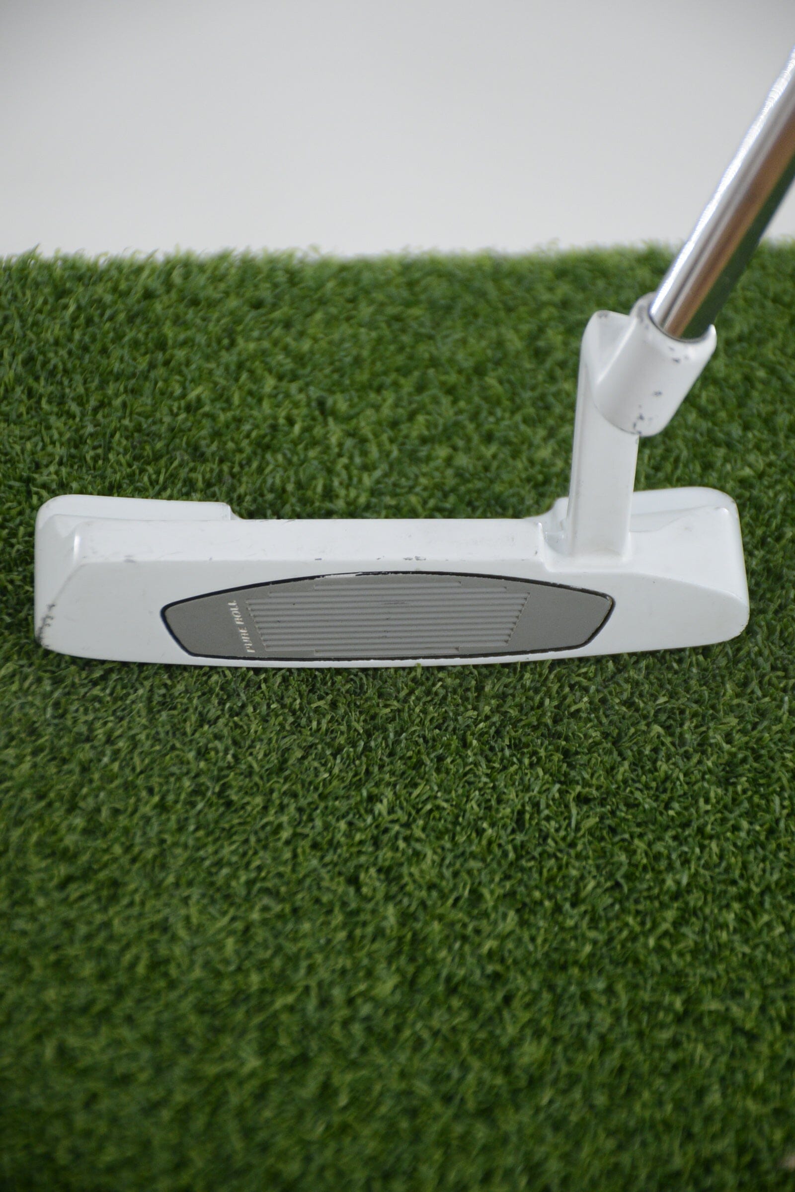 TaylorMade White Smoke IN-12 Putter 32.75" Golf Clubs GolfRoots