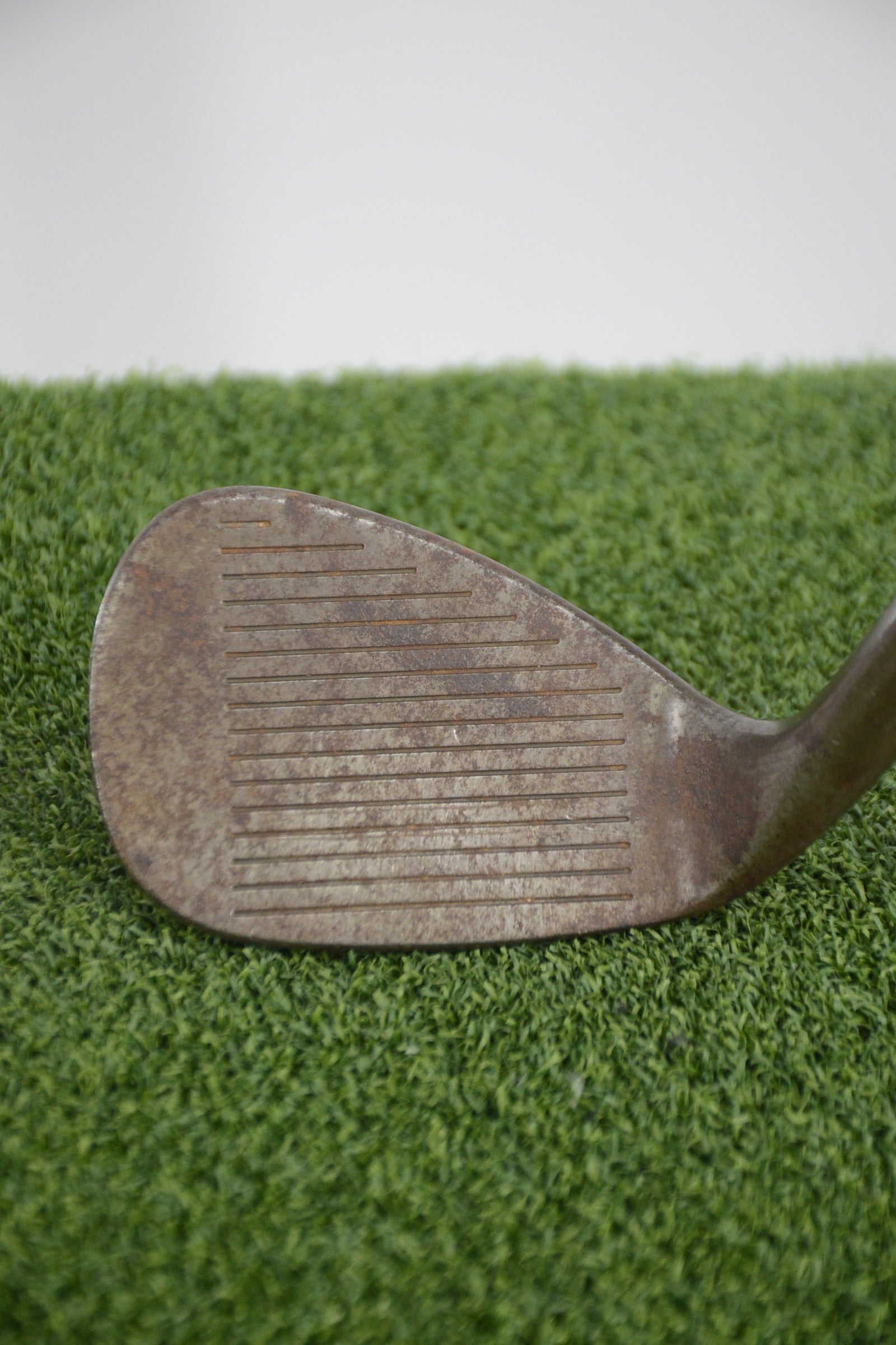 Titleist Vokey Oil Can 200 Series 54 Degree Wedge Wedge Flex 35.25"