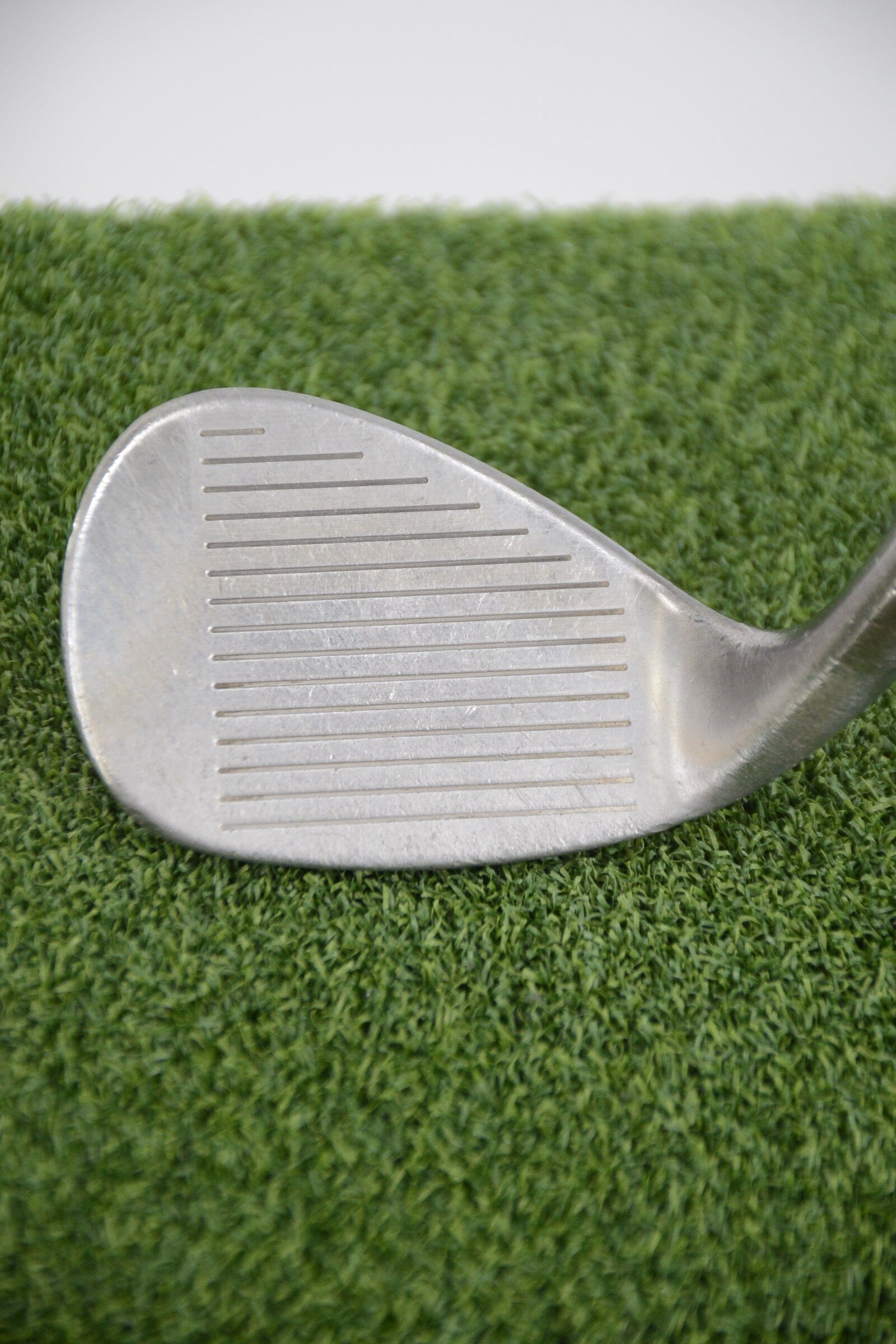 Cleveland CG15 Oil Quenched 56 Degree Wedge Wedge Flex 35.25" Golf Clubs GolfRoots