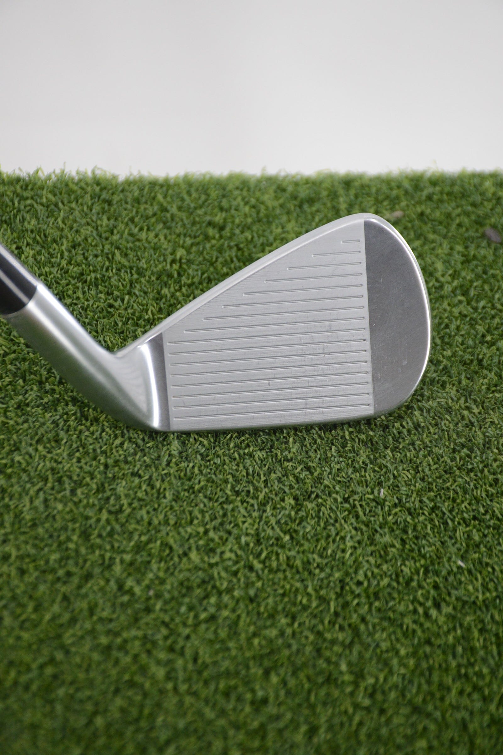 Lefty Srixon Zx5 8 Iron S Flex 36" Golf Clubs GolfRoots