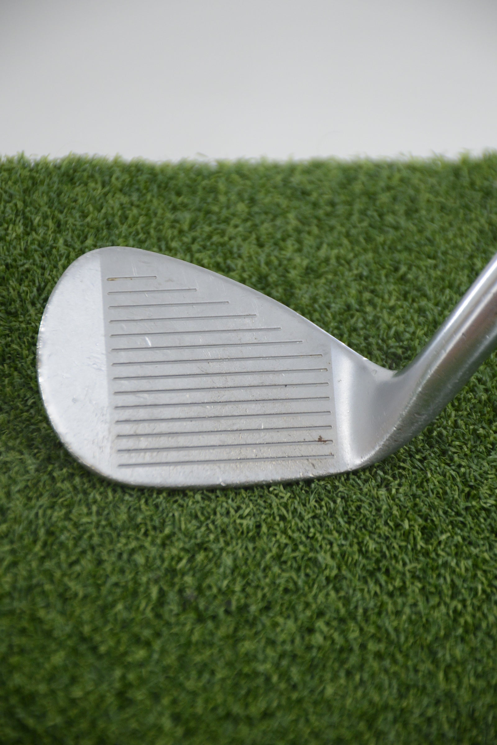 Mizuno MP T-10 White Satin Chrome 60 Degree Wedge Wedge Flex 35"