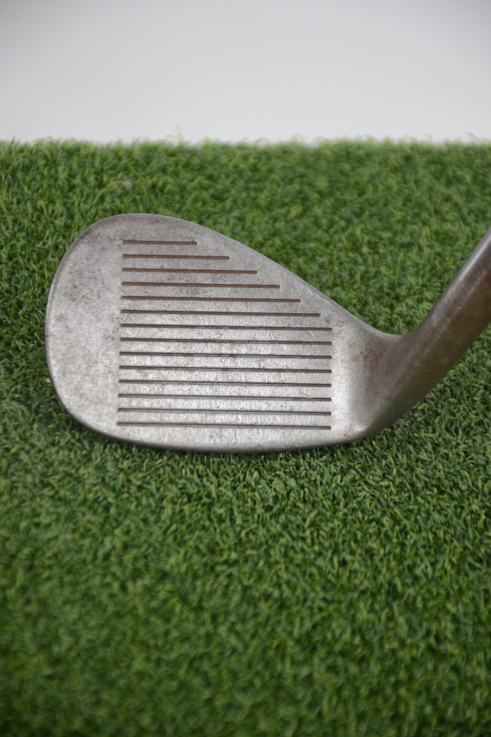 Cleveland Tour Action 900 56 Degree Wedge Wedge Flex 35.25" Golf Clubs GolfRoots