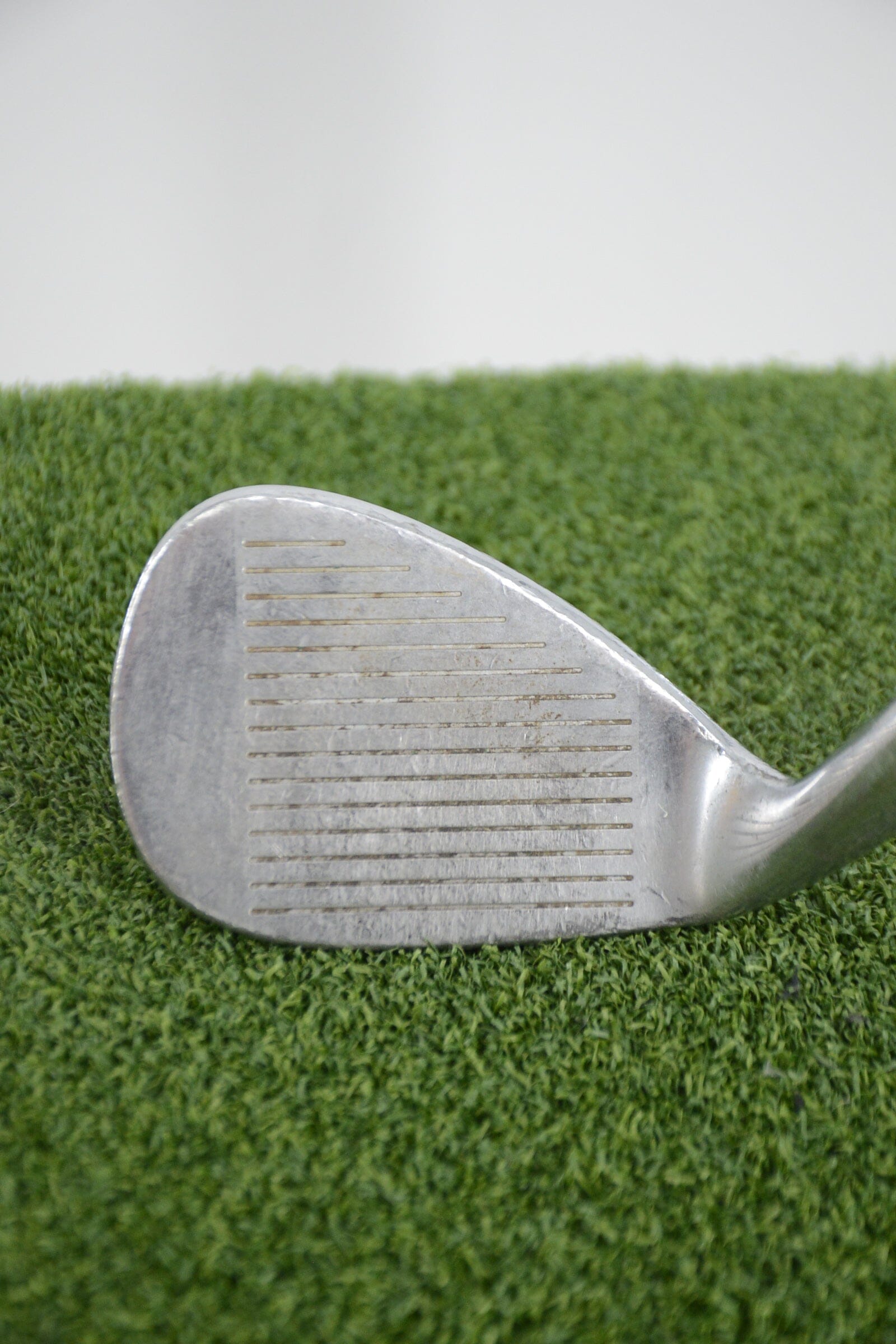 Pinemeadow C. Carnahan 52 Degree Wedge S Flex 35.5"