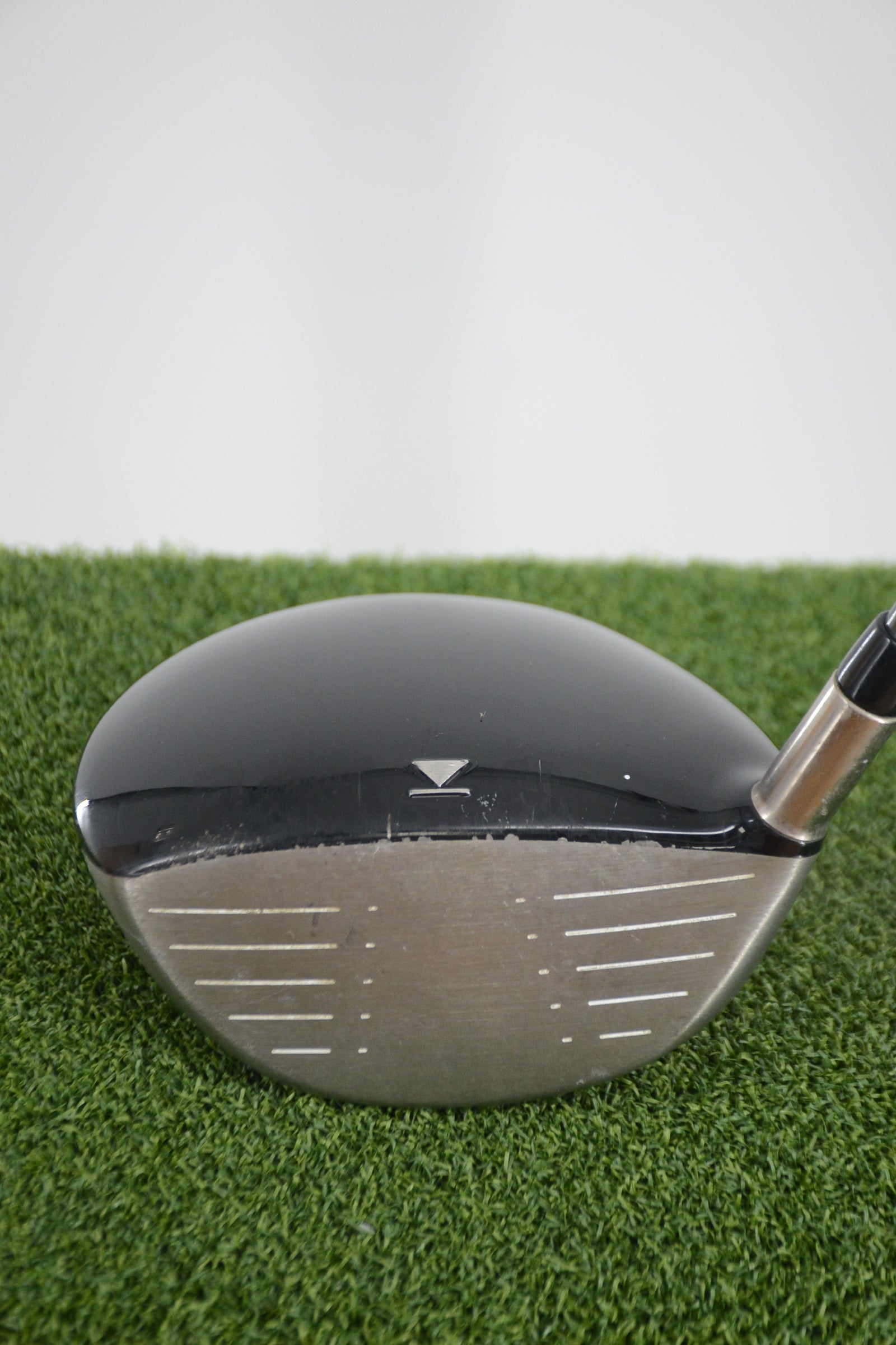 Titleist 907 D2 8.5 Degree Driver S Flex 45"